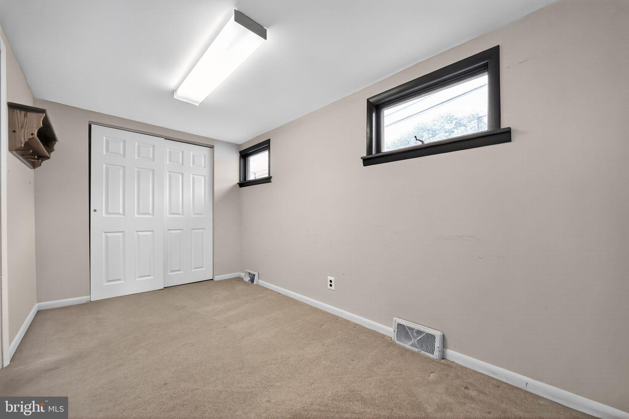 REBEL HILL - Residential