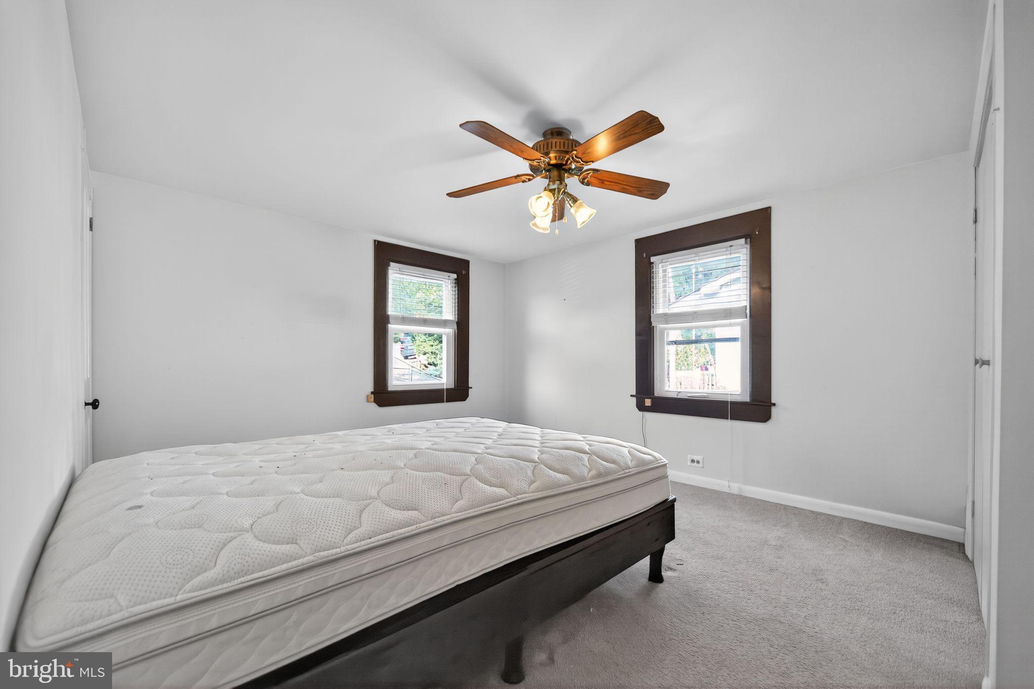 REBEL HILL - Residential