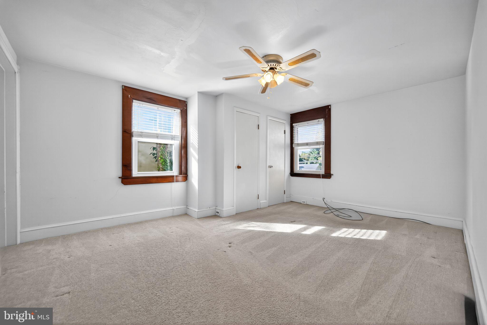 REBEL HILL - Residential