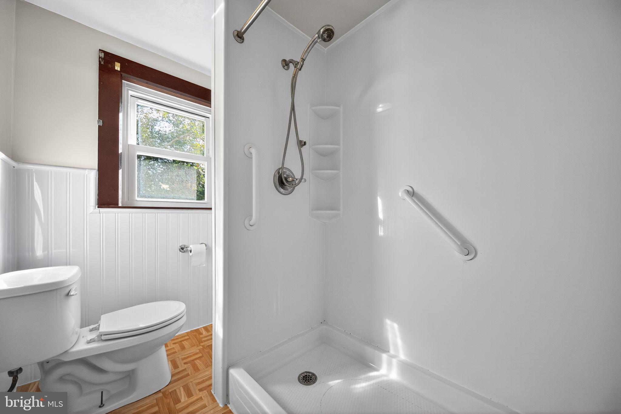 REBEL HILL - Residential