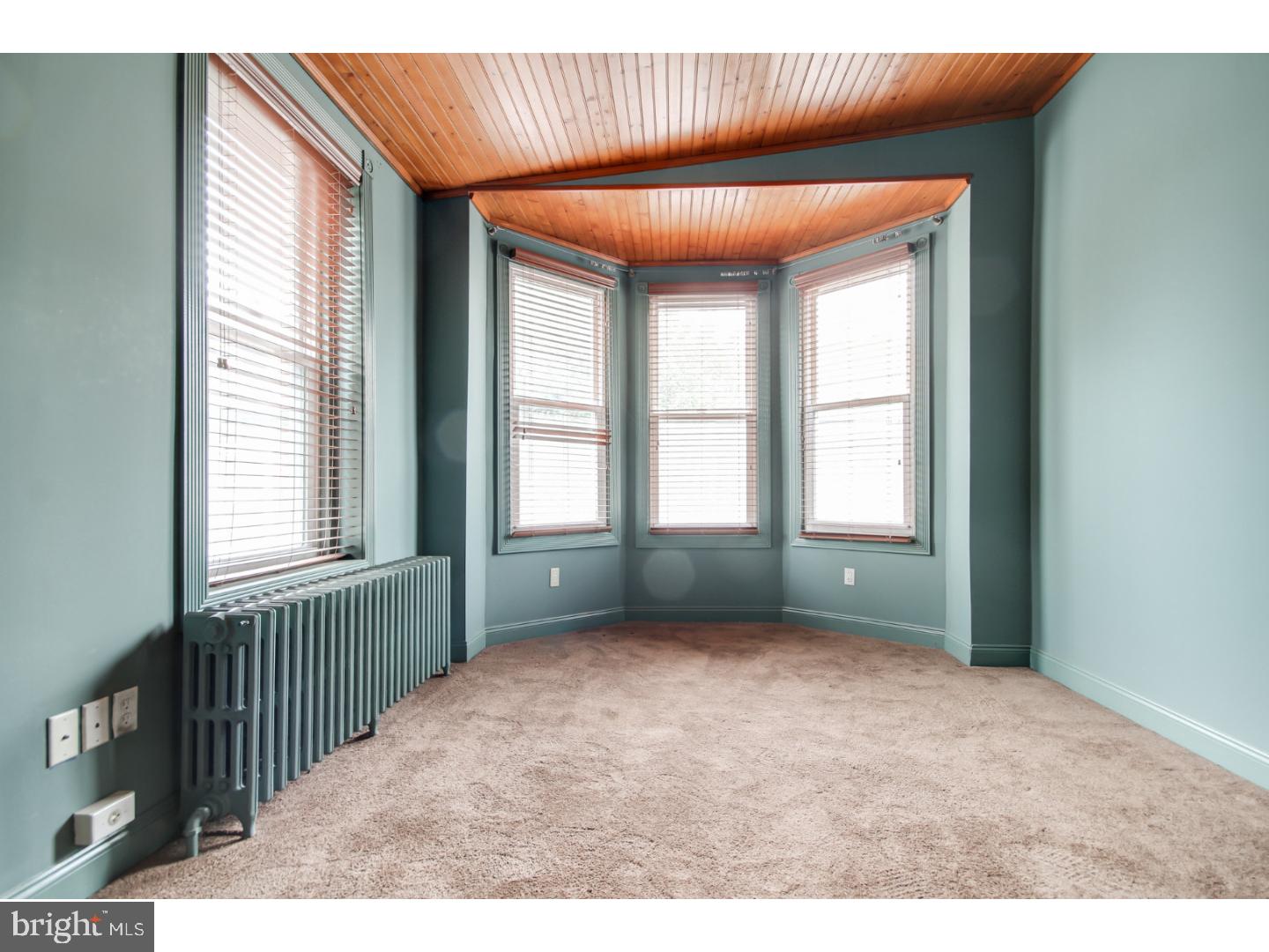 FAIRMOUNT - Residential