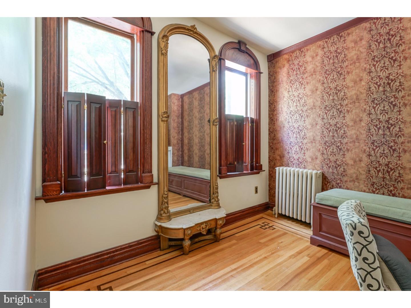 FAIRMOUNT - Residential