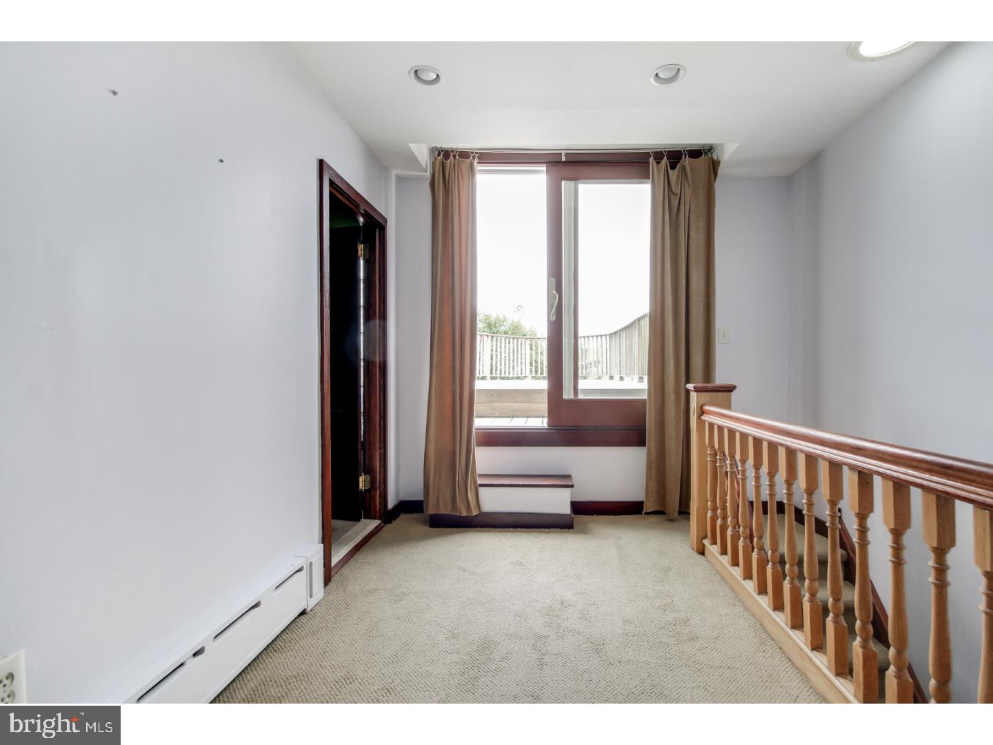 FAIRMOUNT - Residential
