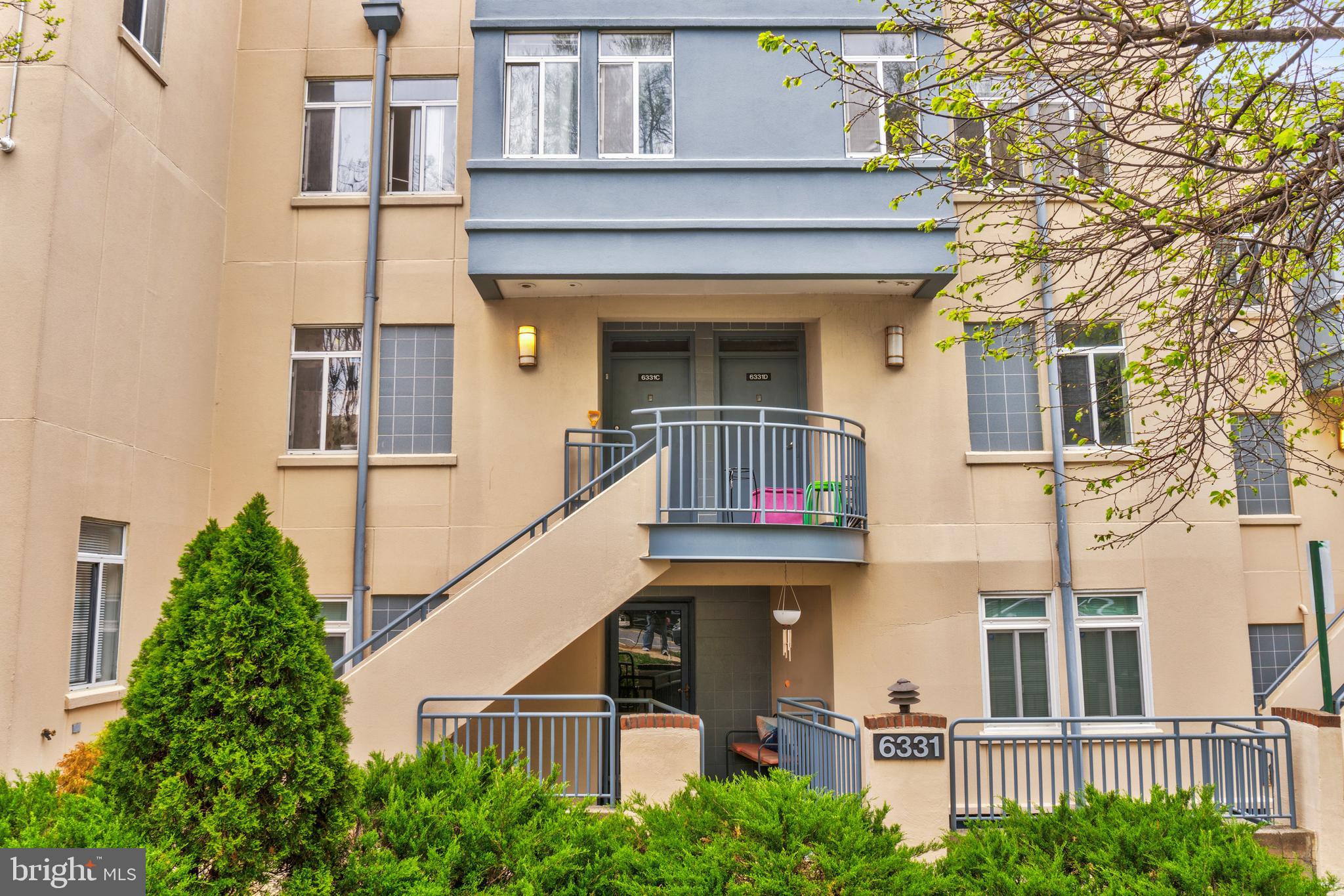 STEVENSON COURT - Residential