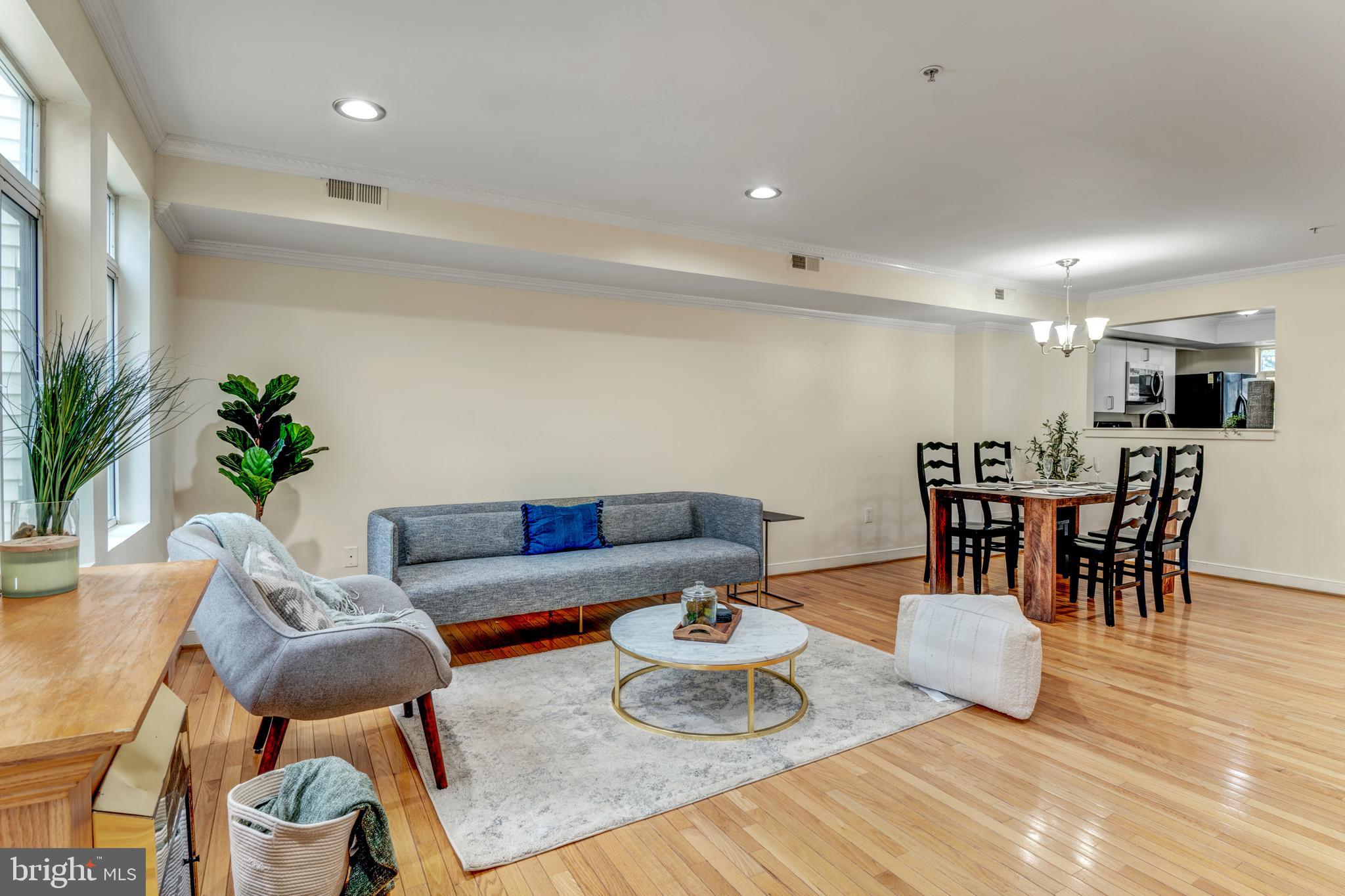 STEVENSON COURT - Residential