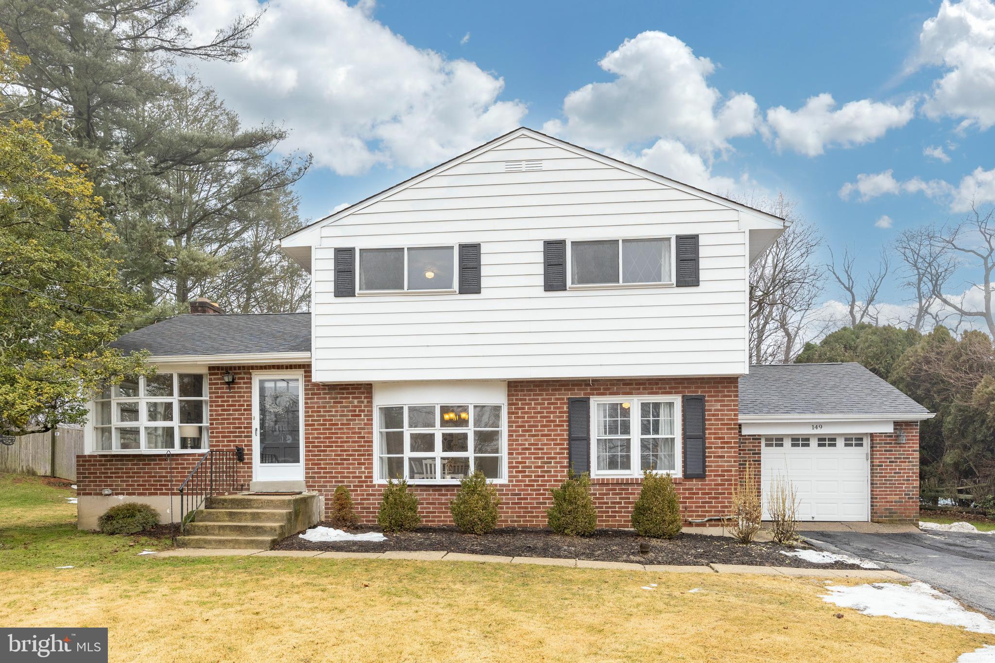 WHITELAND FARMS - Residential