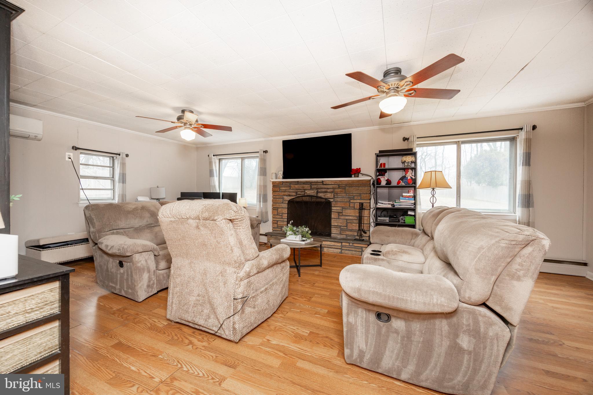 WHITELAND FARMS - Residential