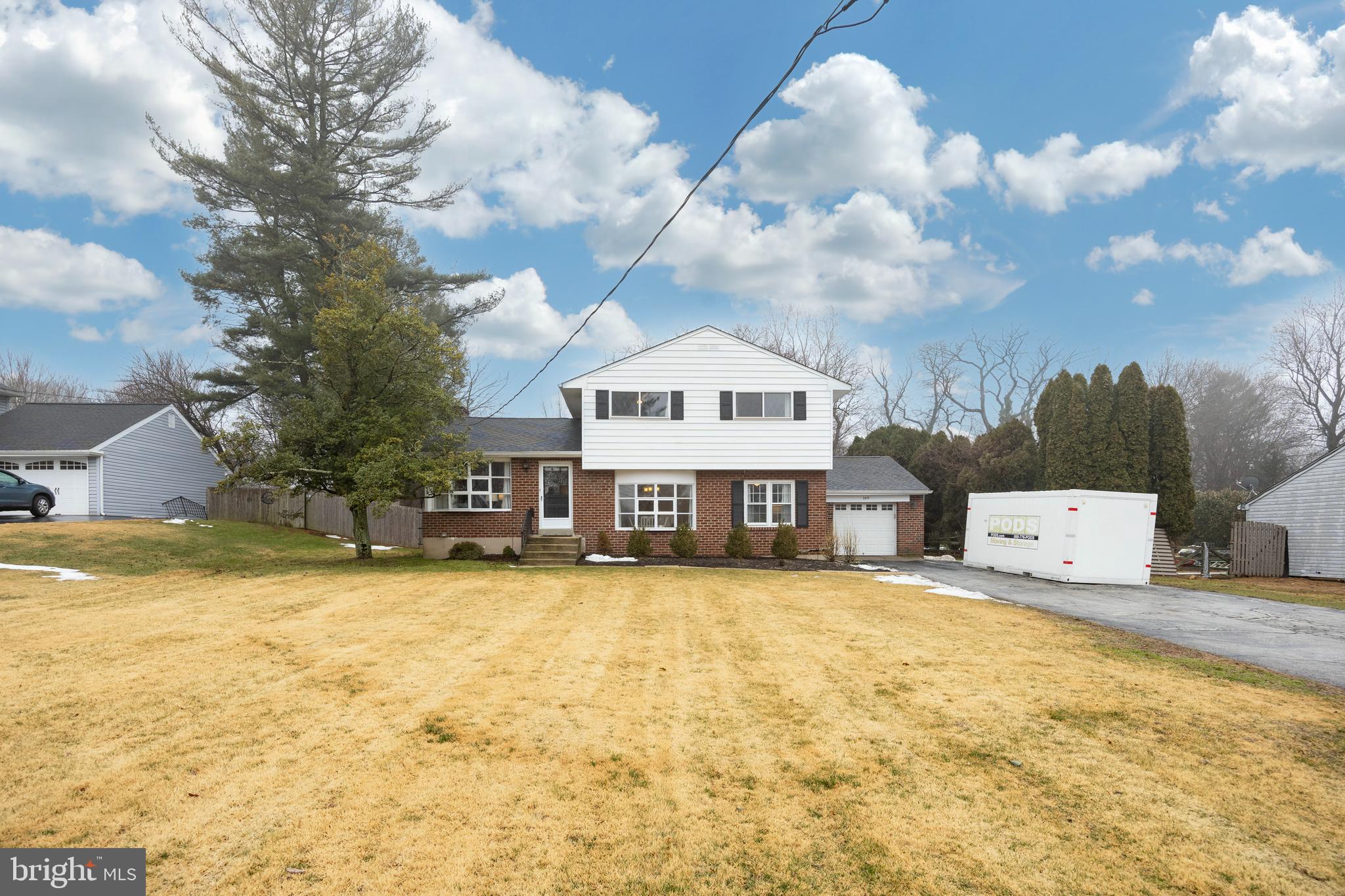 WHITELAND FARMS - Residential