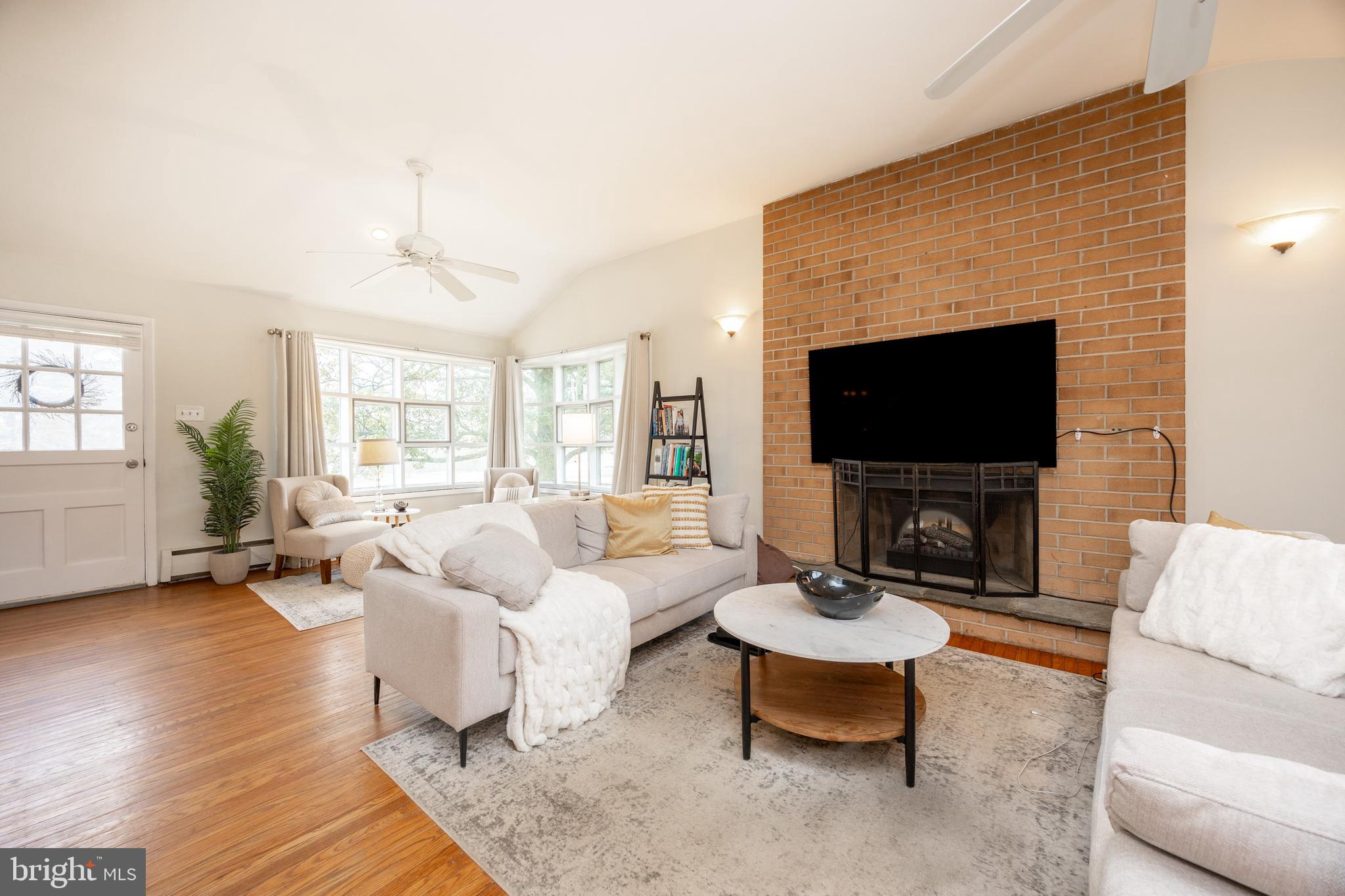 WHITELAND FARMS - Residential