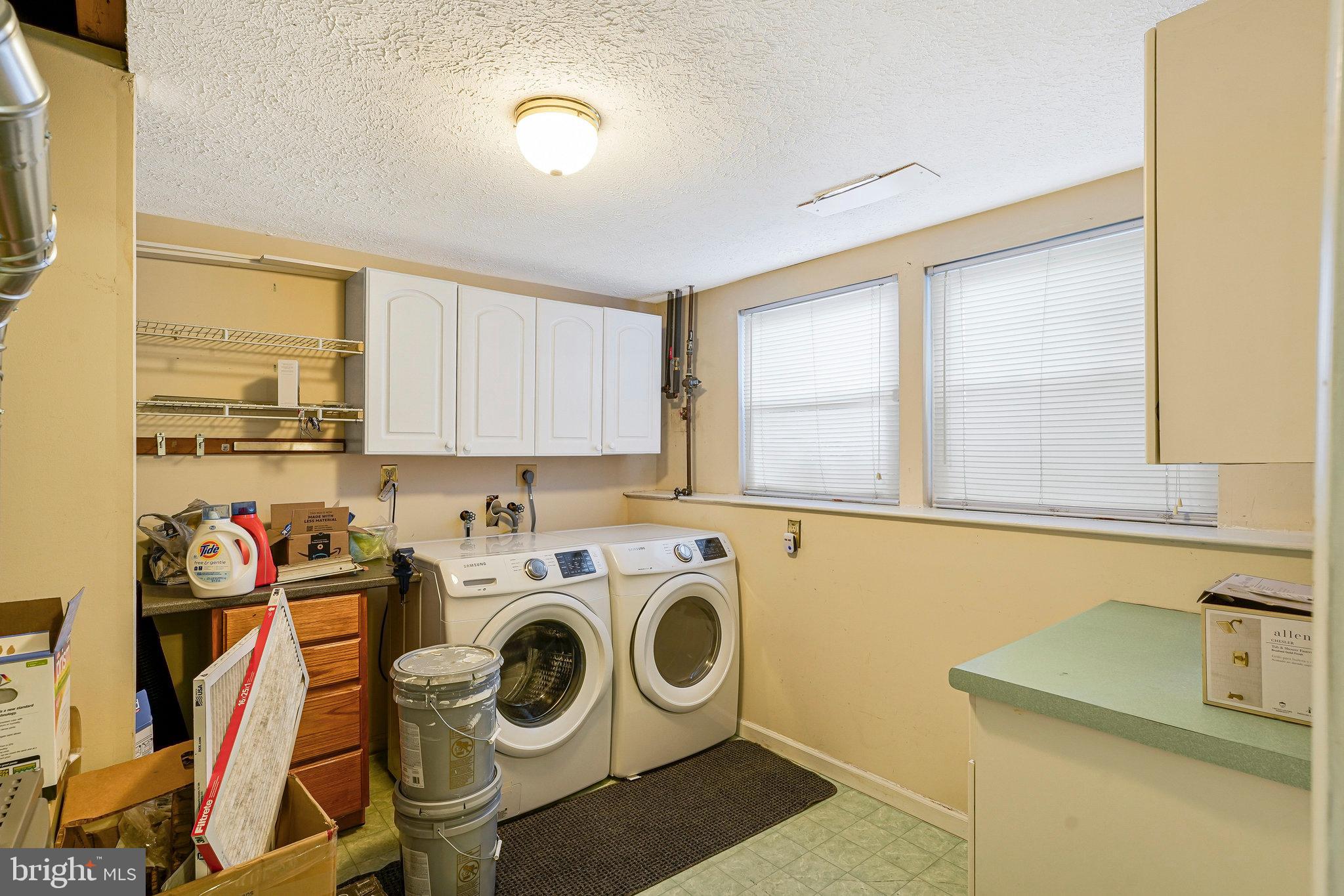 STONE CROSSING - Residential Lease