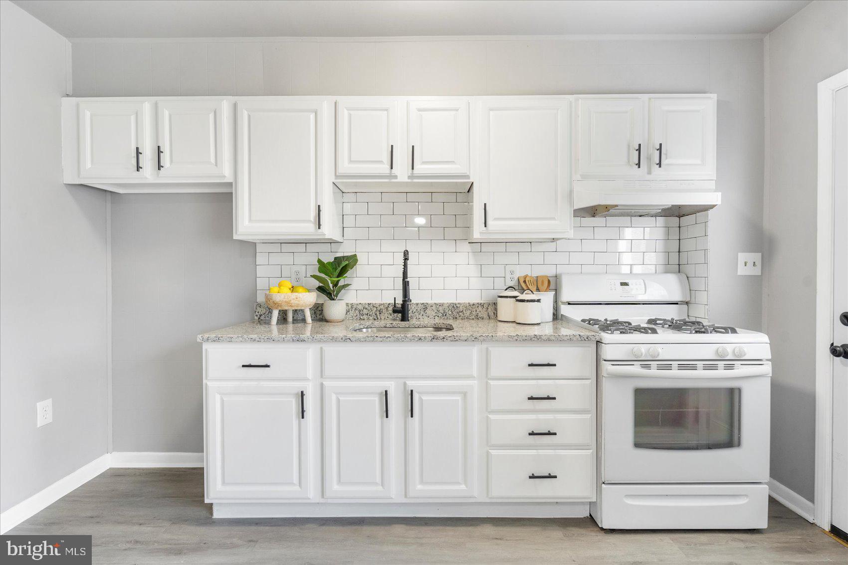 EASTWOOD - Residential