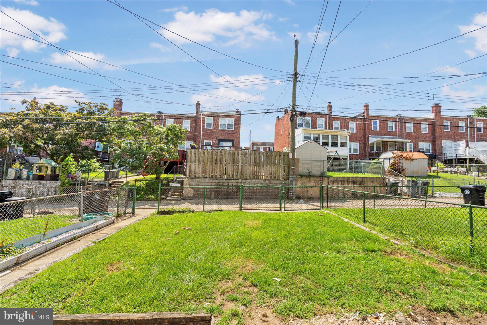 EASTWOOD - Residential