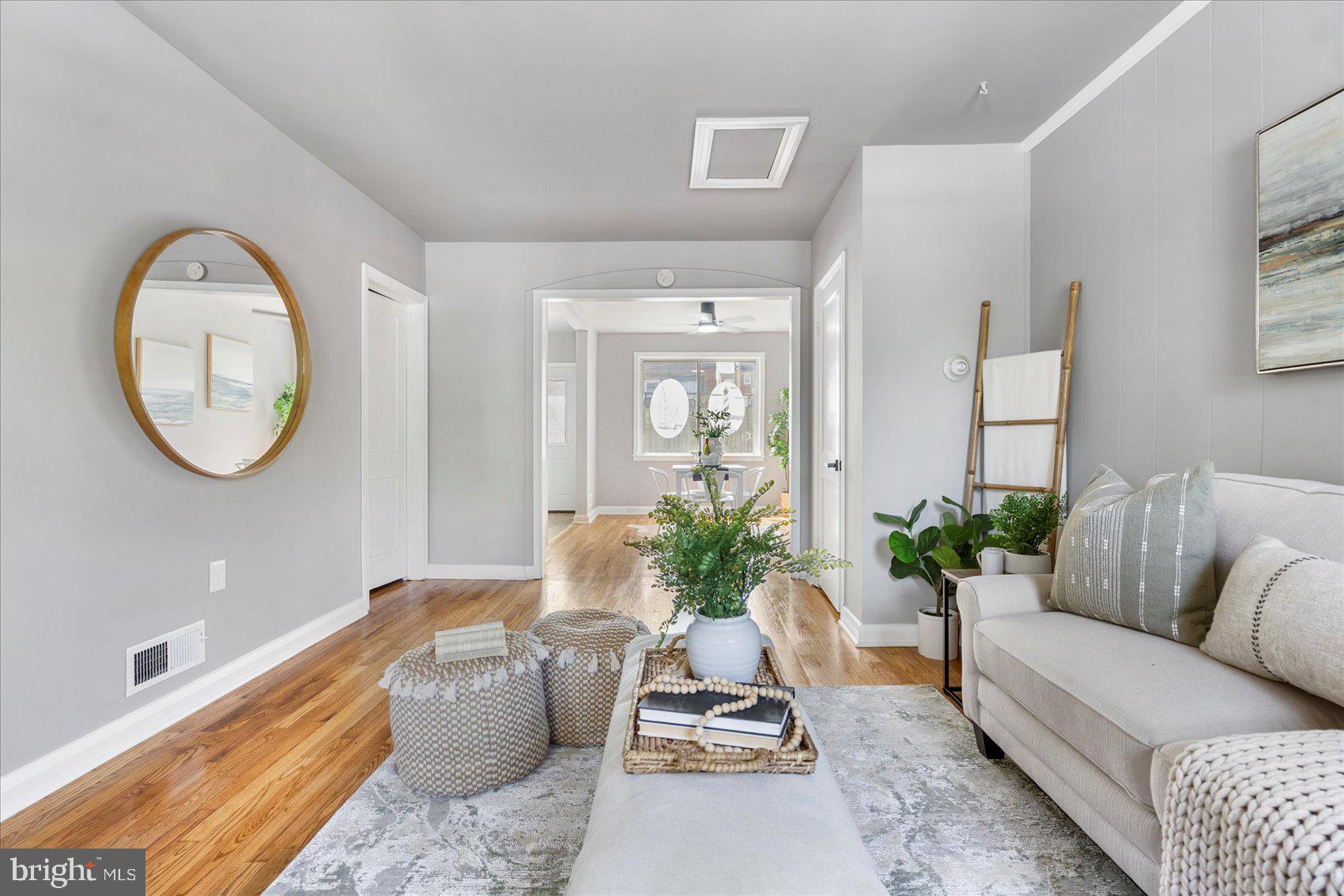 EASTWOOD - Residential