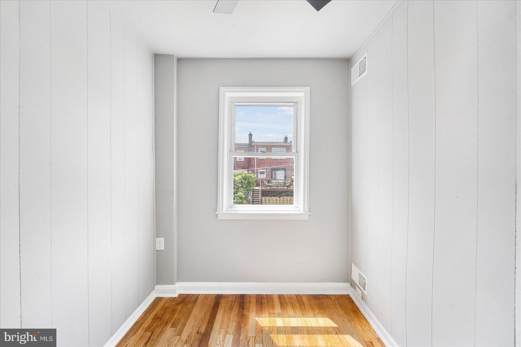 EASTWOOD - Residential