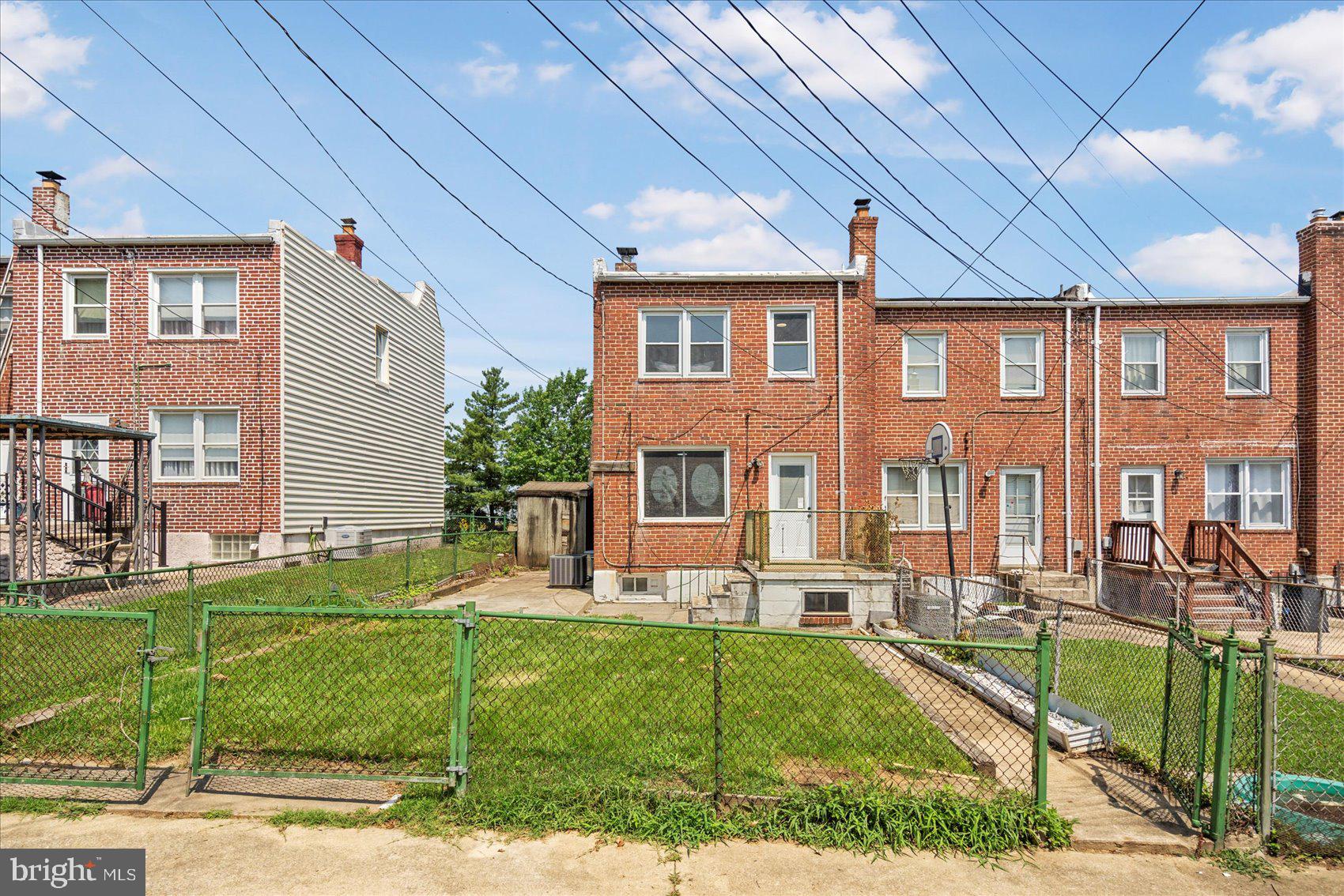 EASTWOOD - Residential