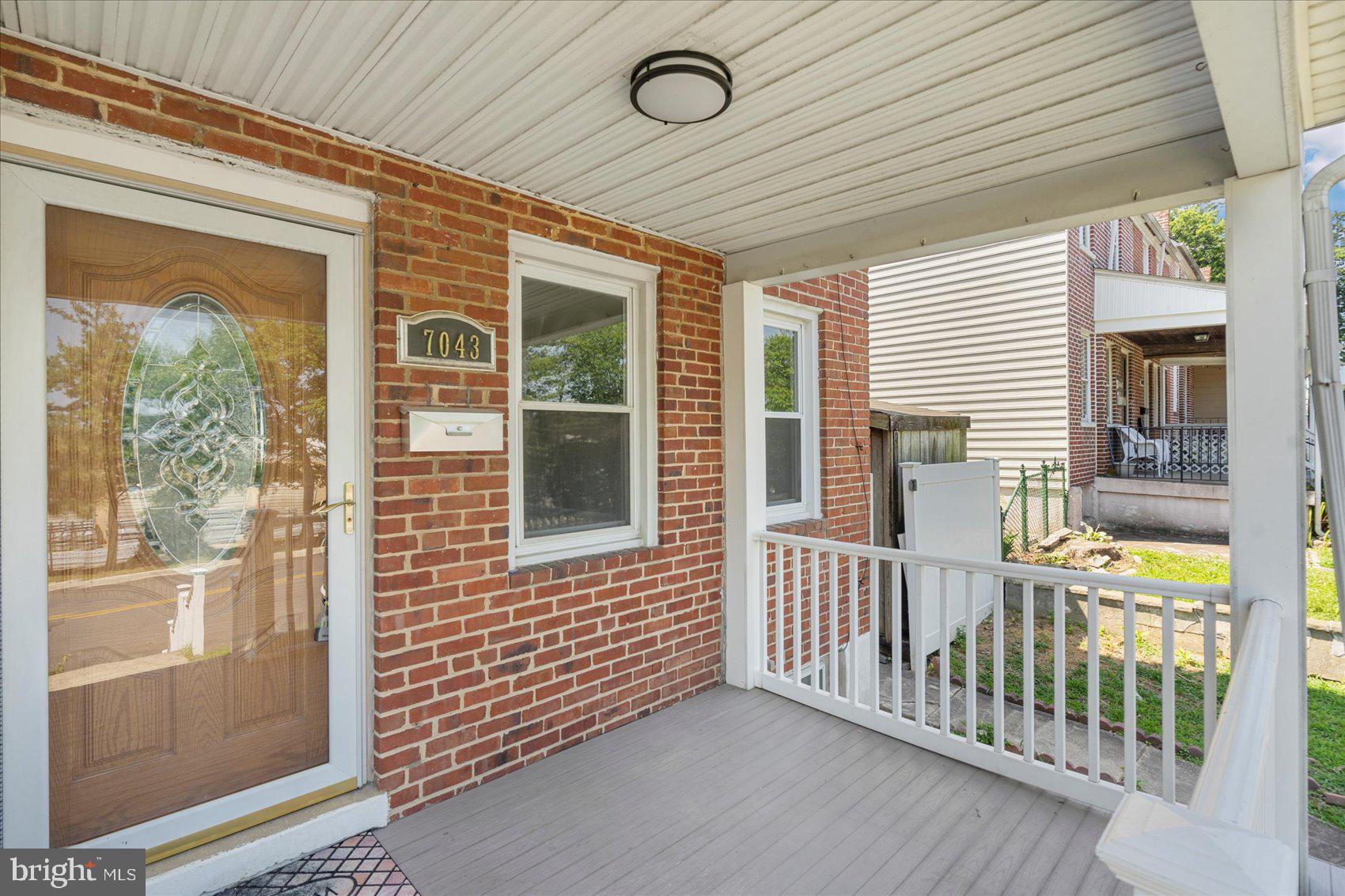 EASTWOOD - Residential