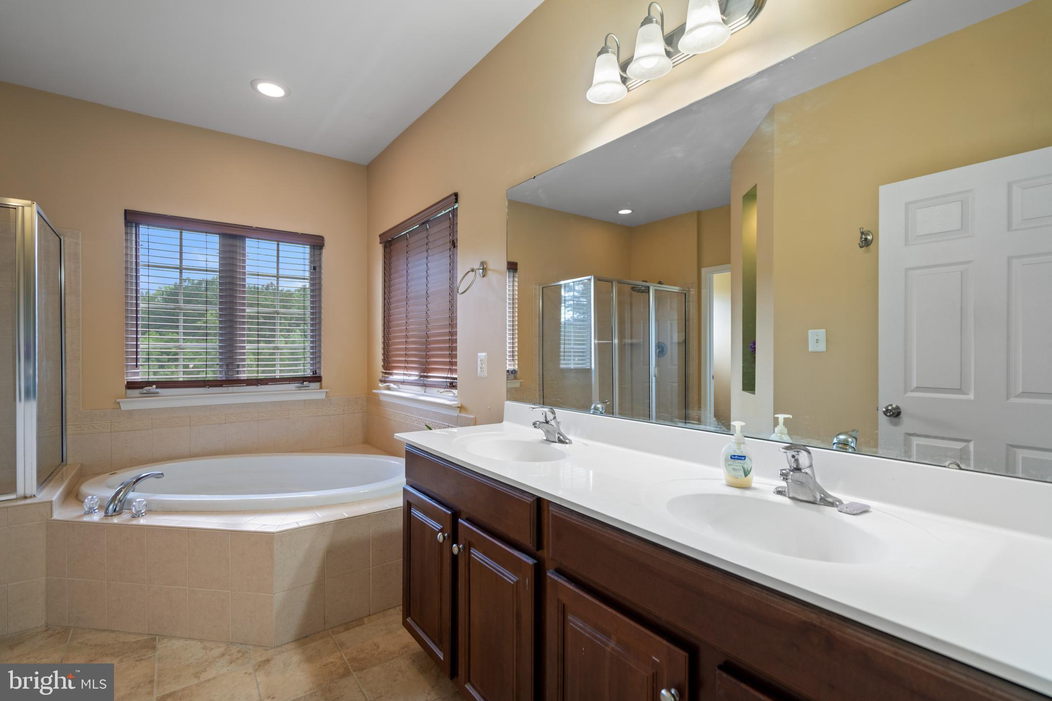 VIRGINIA HERITAGE AT LEE'S PARK - Residential