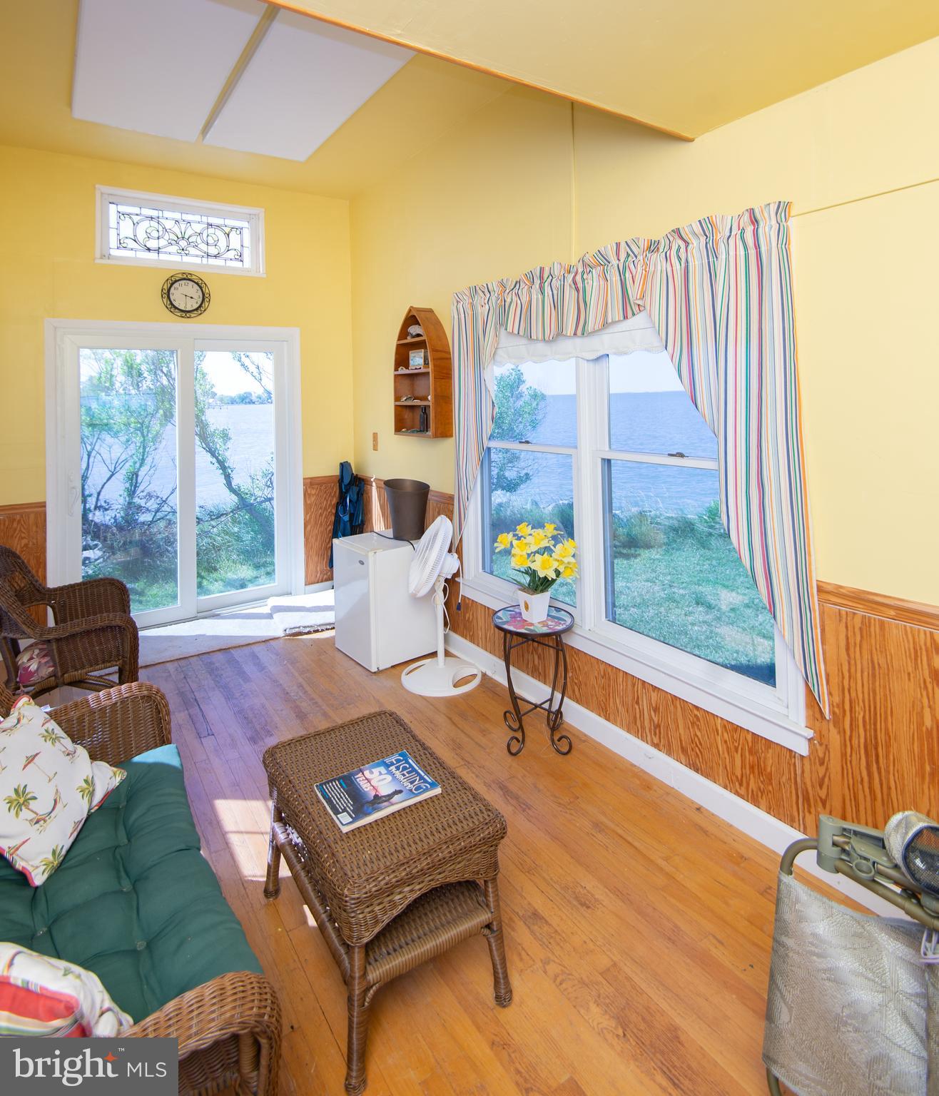 HOOPERS ISLAND - Residential