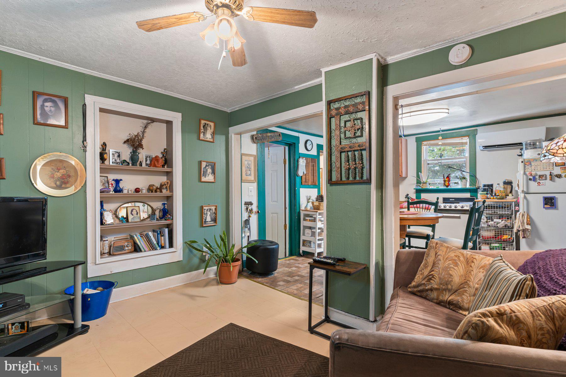 SHADY SIDE - Residential