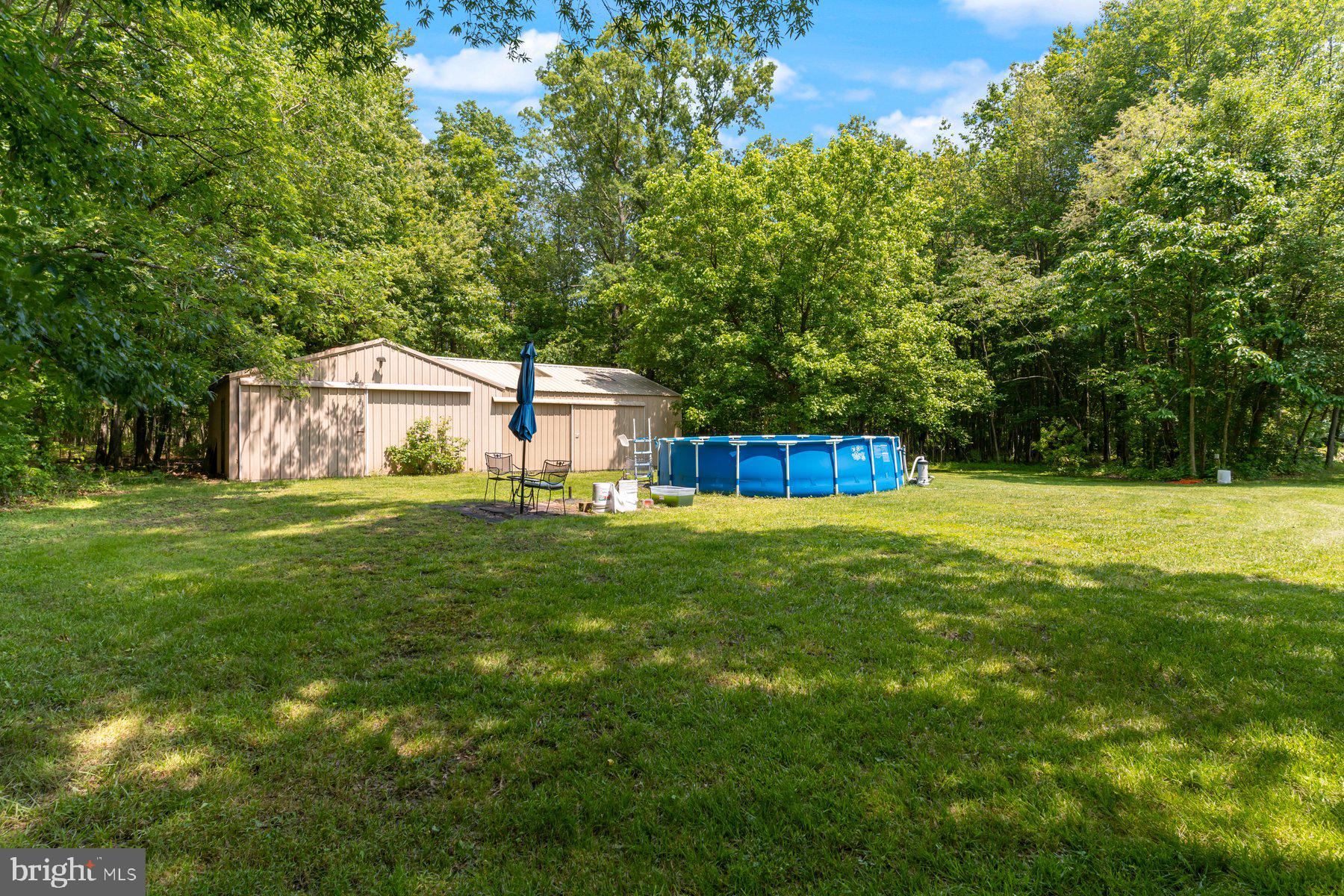 SHADY SIDE - Residential