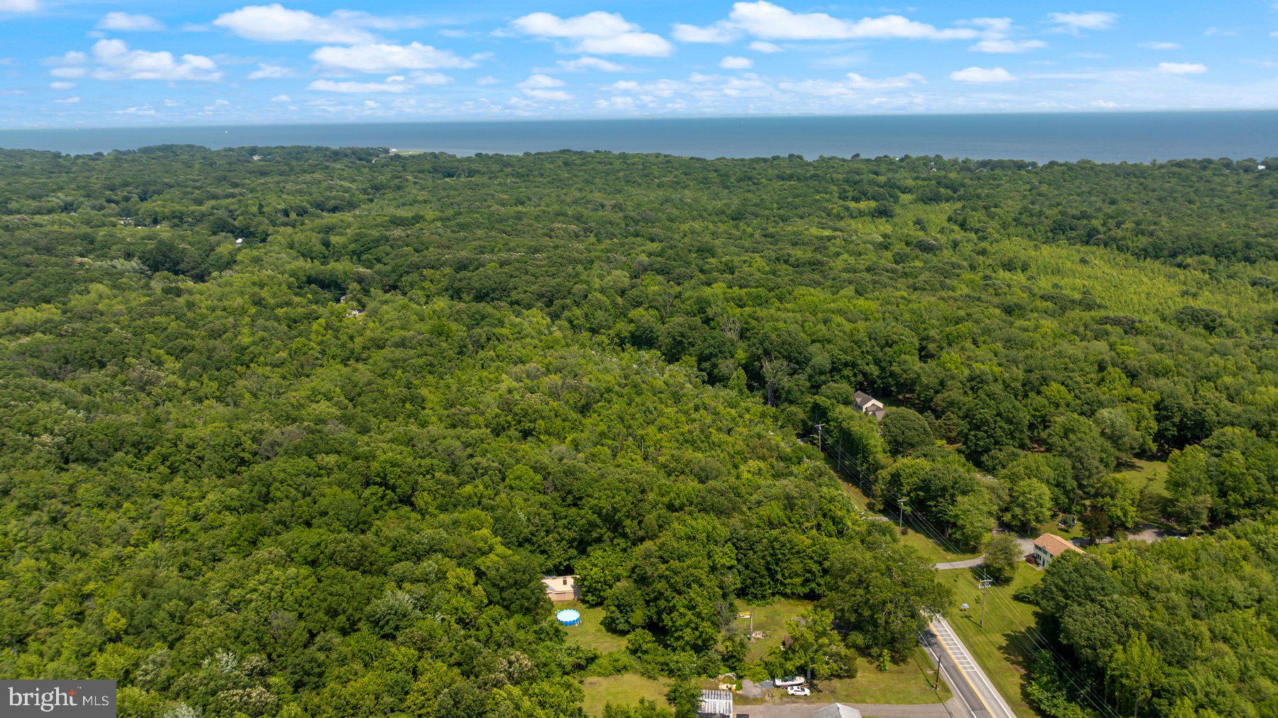 SHADY SIDE - Residential