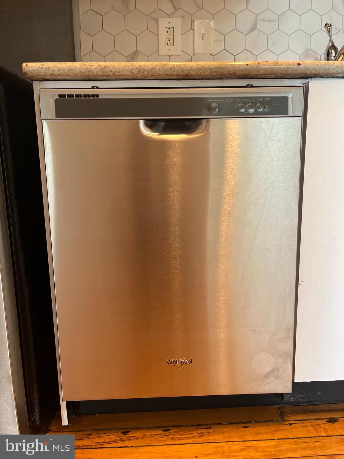 FELLS POINT HISTORIC DISTRICT - Residential Lease