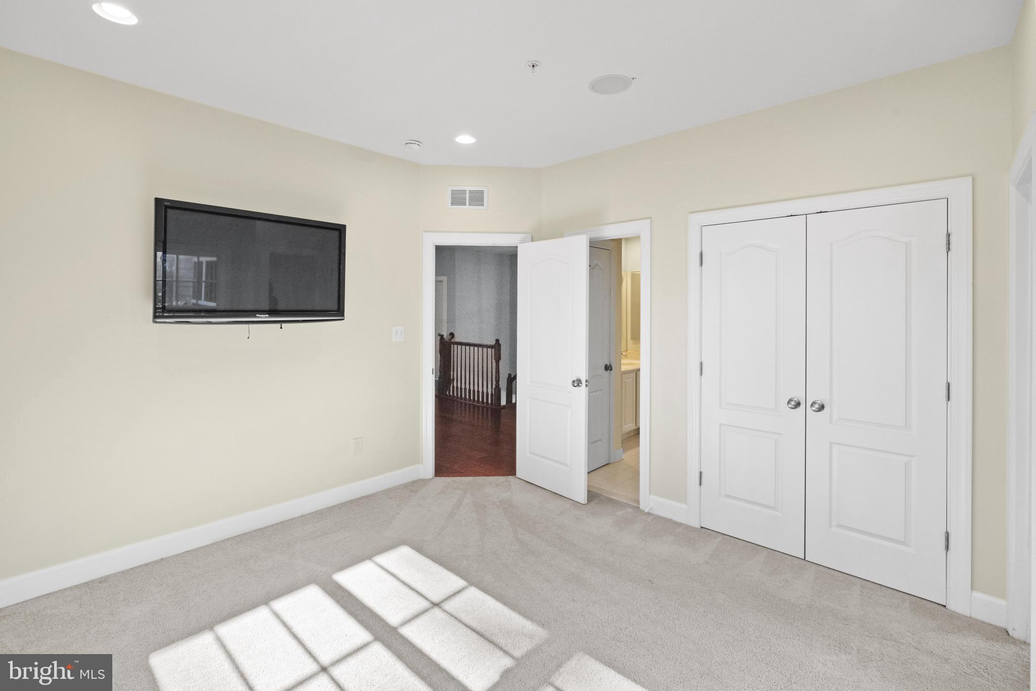 BEECH TREE SOUTH VILLAGE - Residential Lease