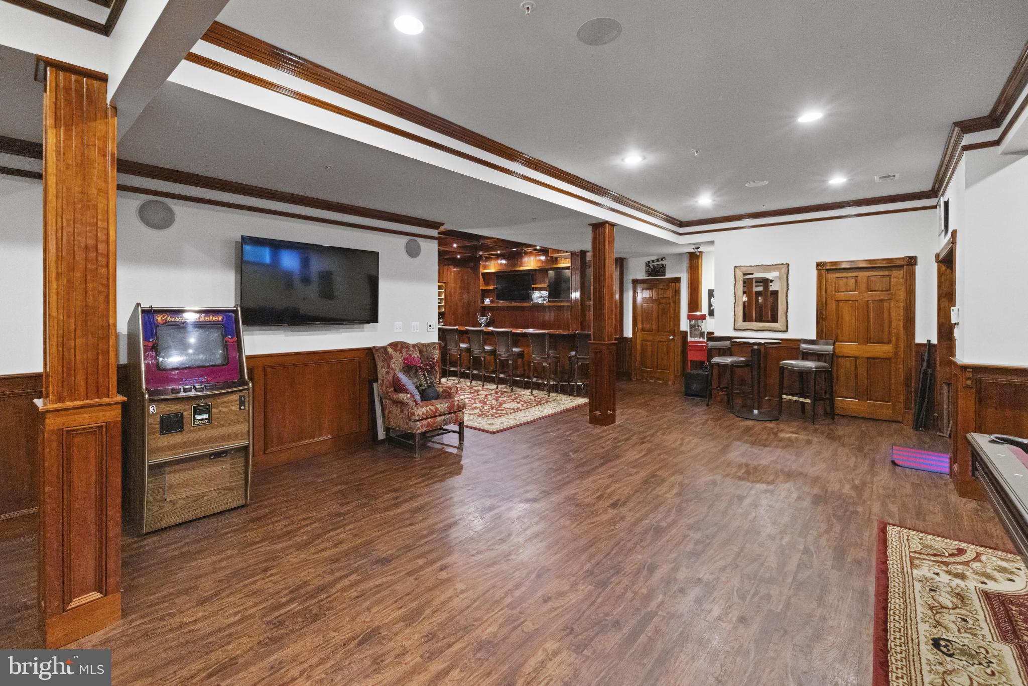 BEECH TREE SOUTH VILLAGE - Residential Lease