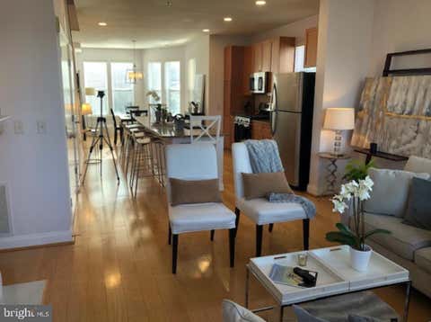 Photo of 1633 N Colonial Terrace #201, ARLINGTON, VA 22209 (MLS # VAAR2078864)