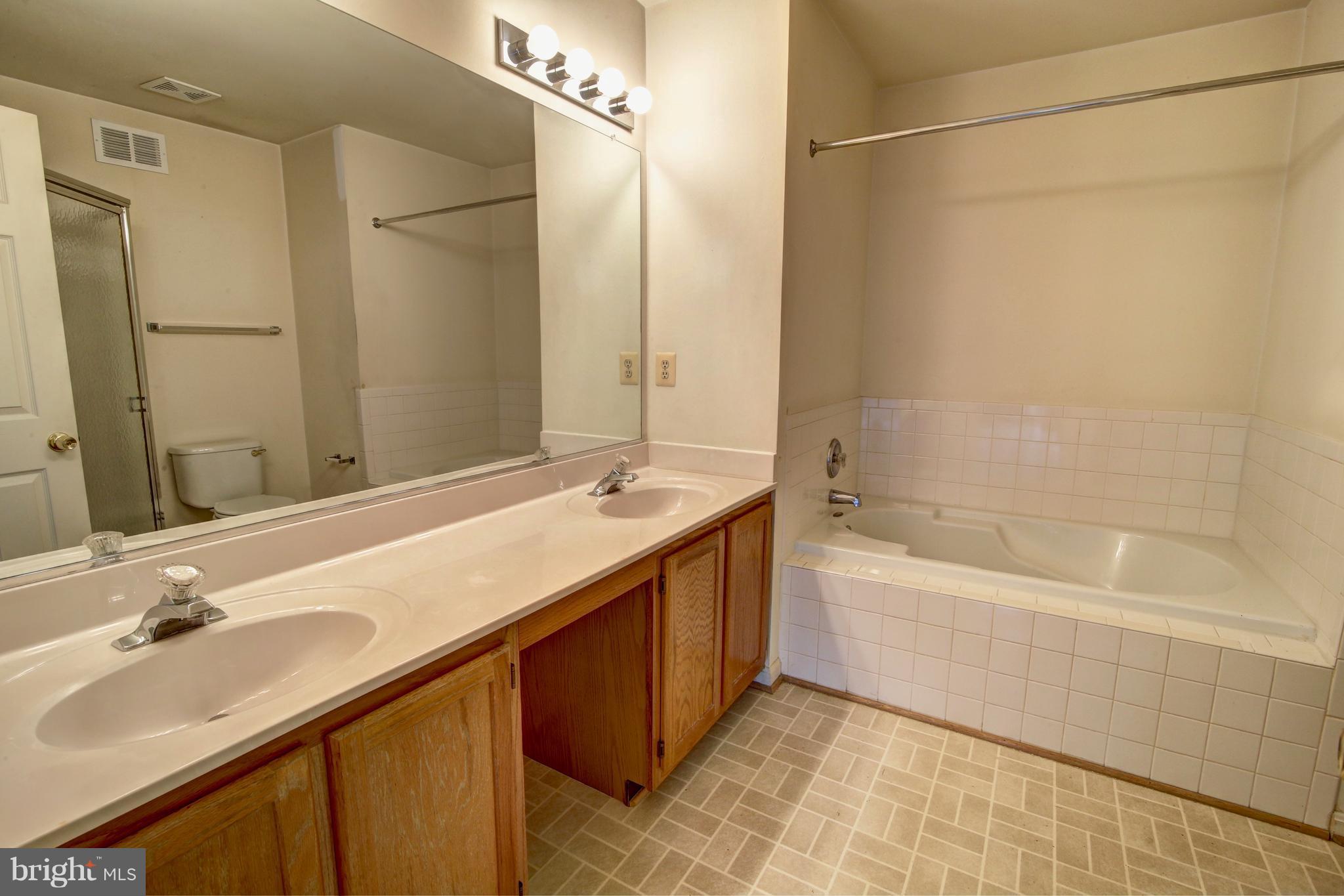 CARRIAGE PARK - Residential