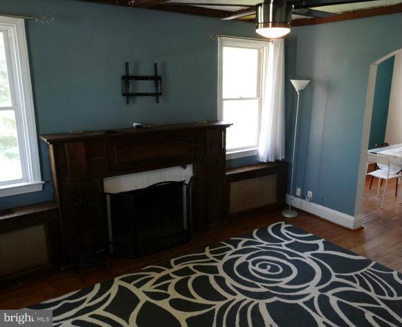 KENSINGTON - Residential