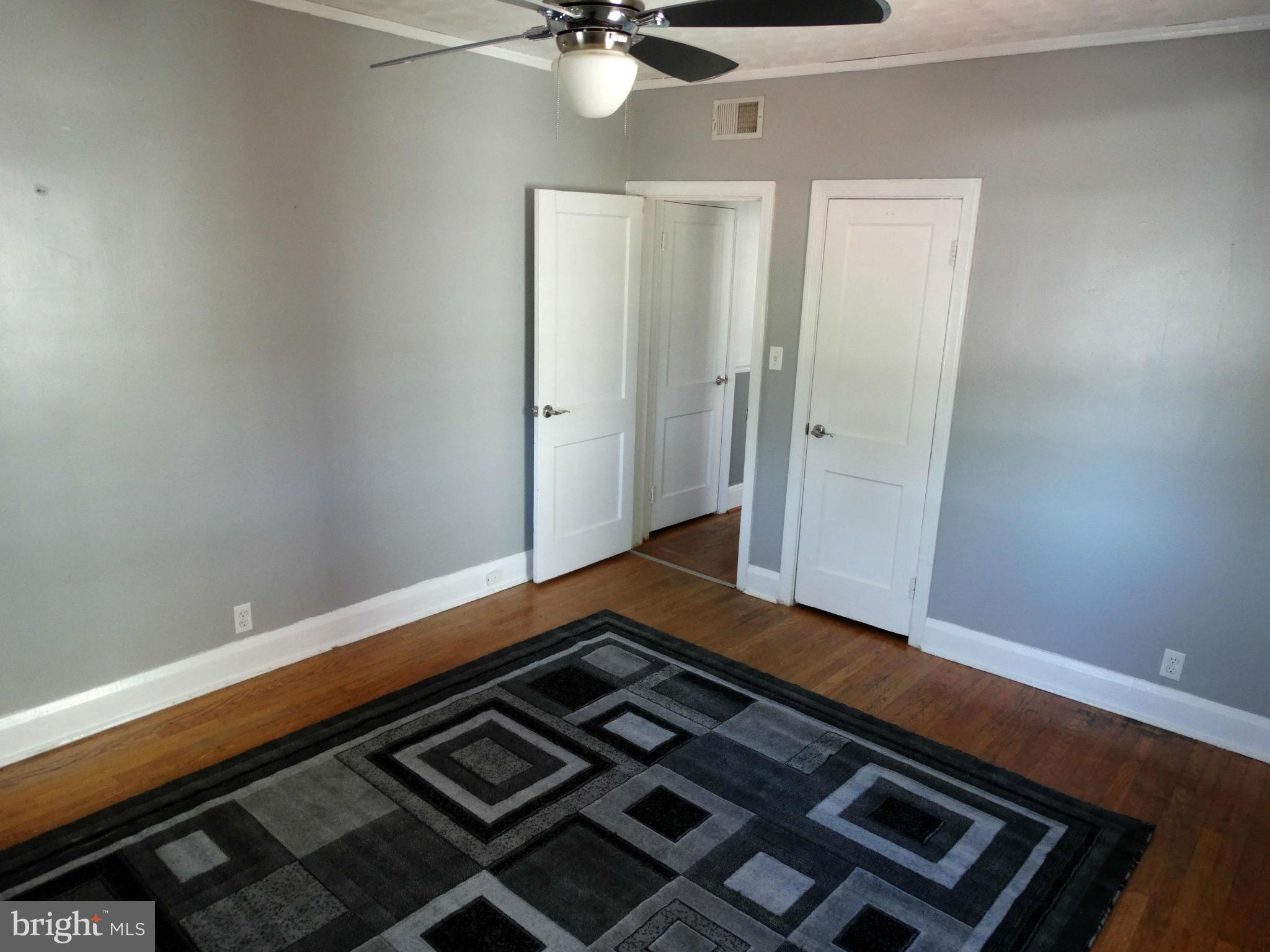 KENSINGTON - Residential