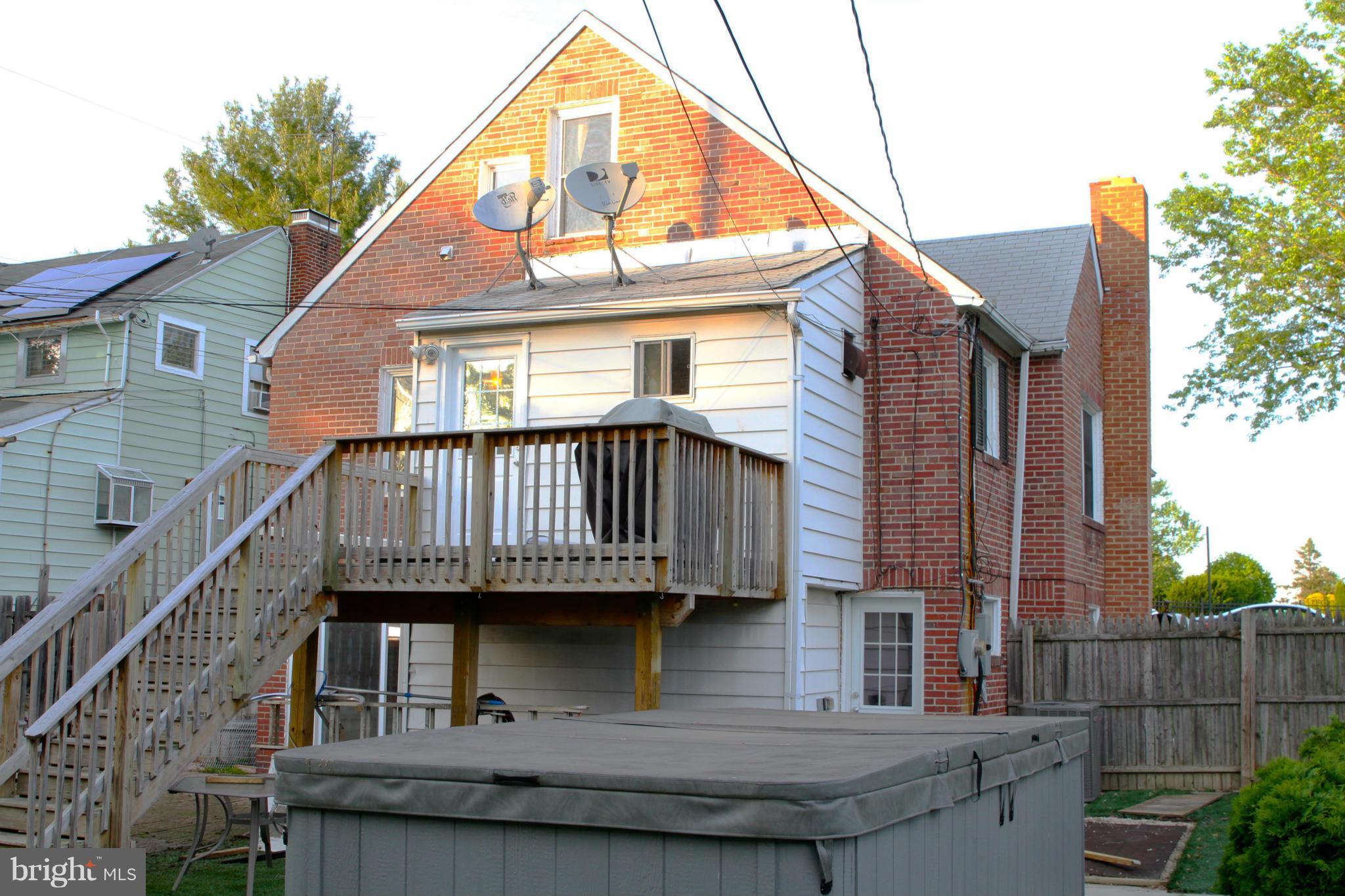 KENSINGTON - Residential