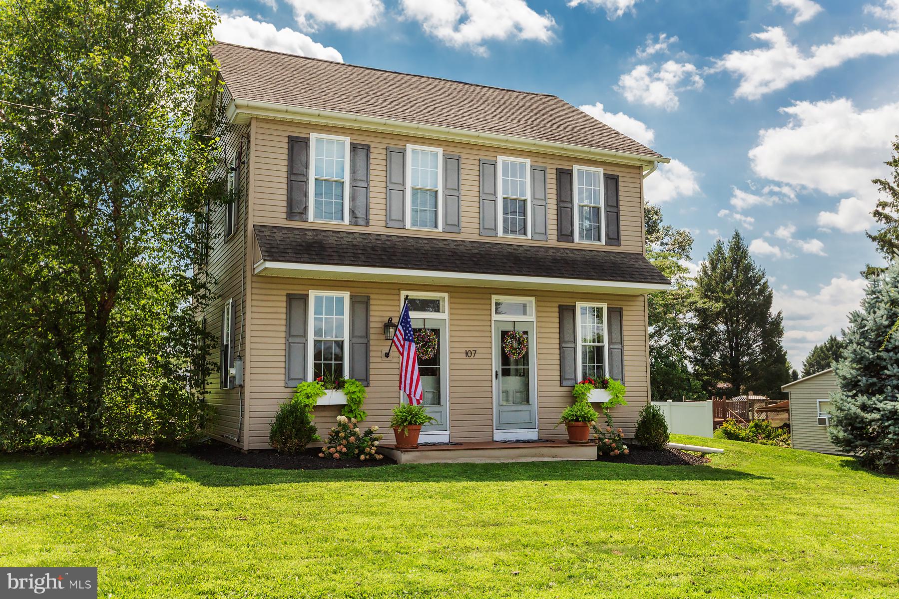 107 W SUN HILL ROAD