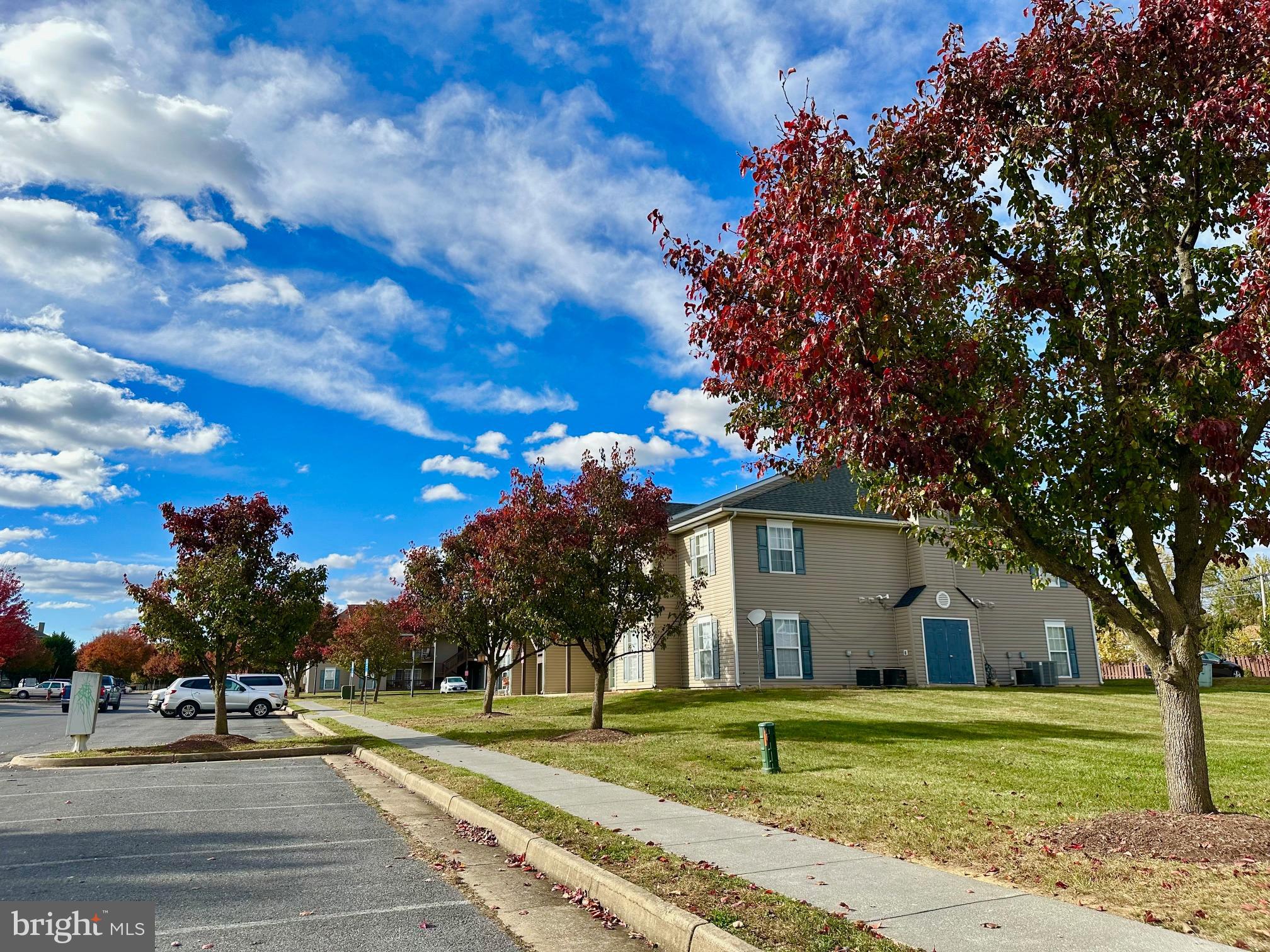 PARKPLACE CONDOMINIUMS - Residential Lease