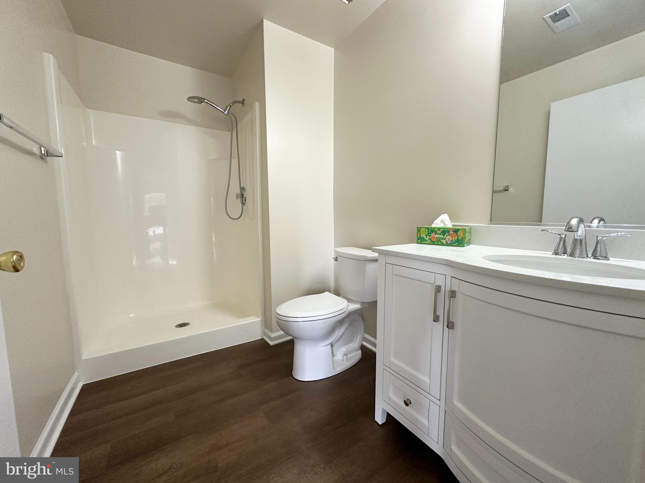 PARKPLACE CONDOMINIUMS - Residential Lease