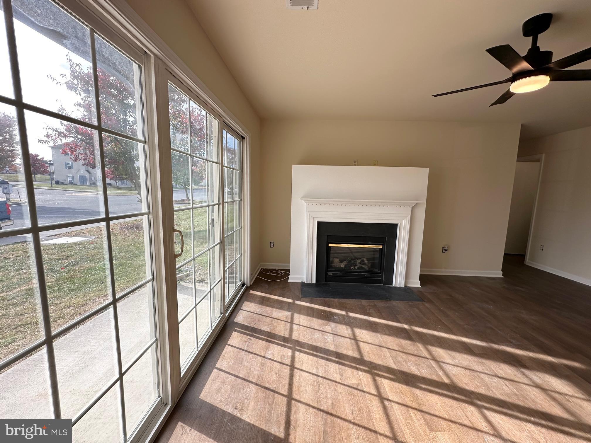 PARKPLACE CONDOMINIUMS - Residential Lease