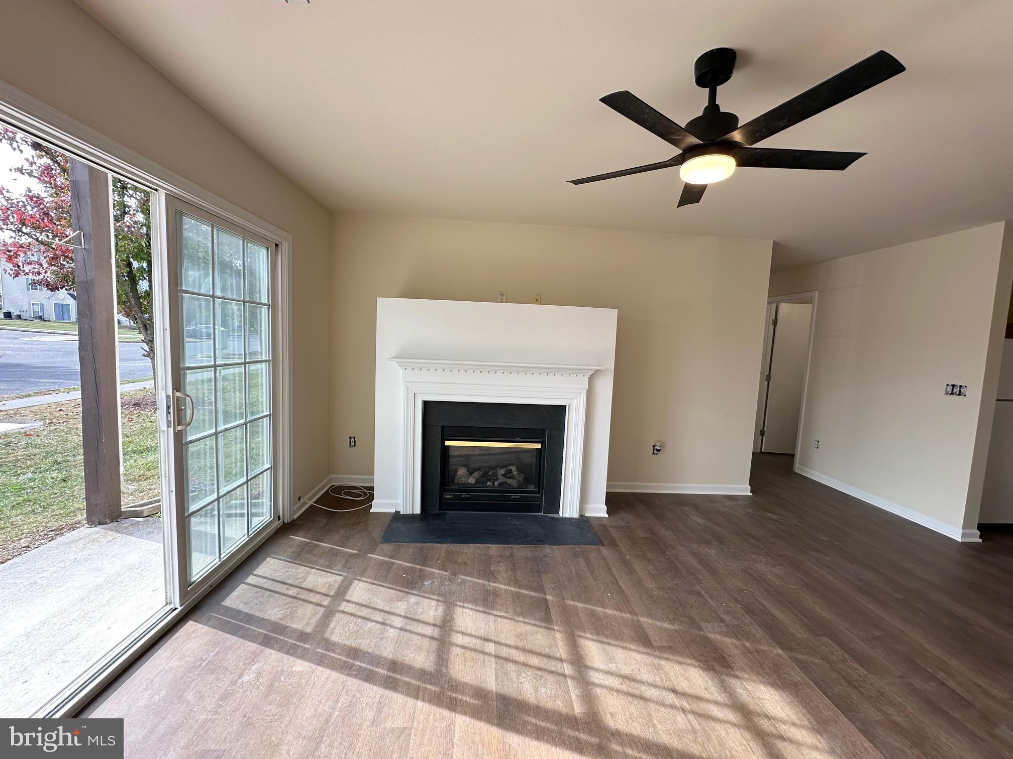 PARKPLACE CONDOMINIUMS - Residential Lease