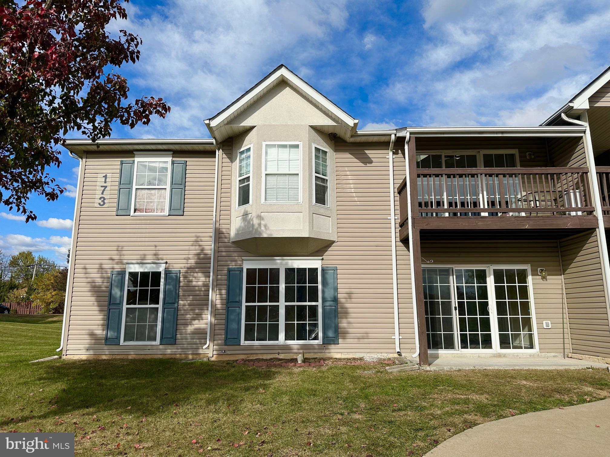 PARKPLACE CONDOMINIUMS - Residential Lease