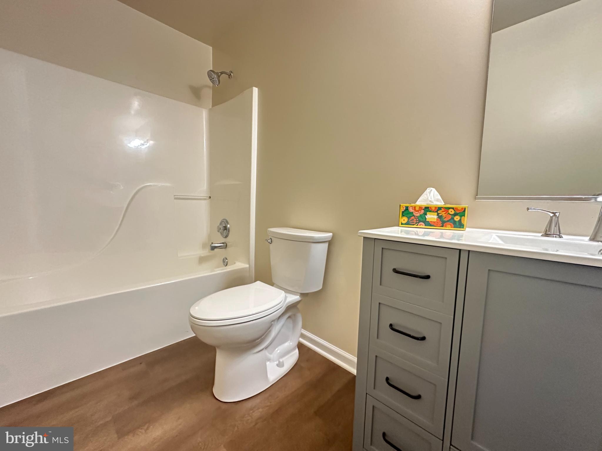 PARKPLACE CONDOMINIUMS - Residential Lease