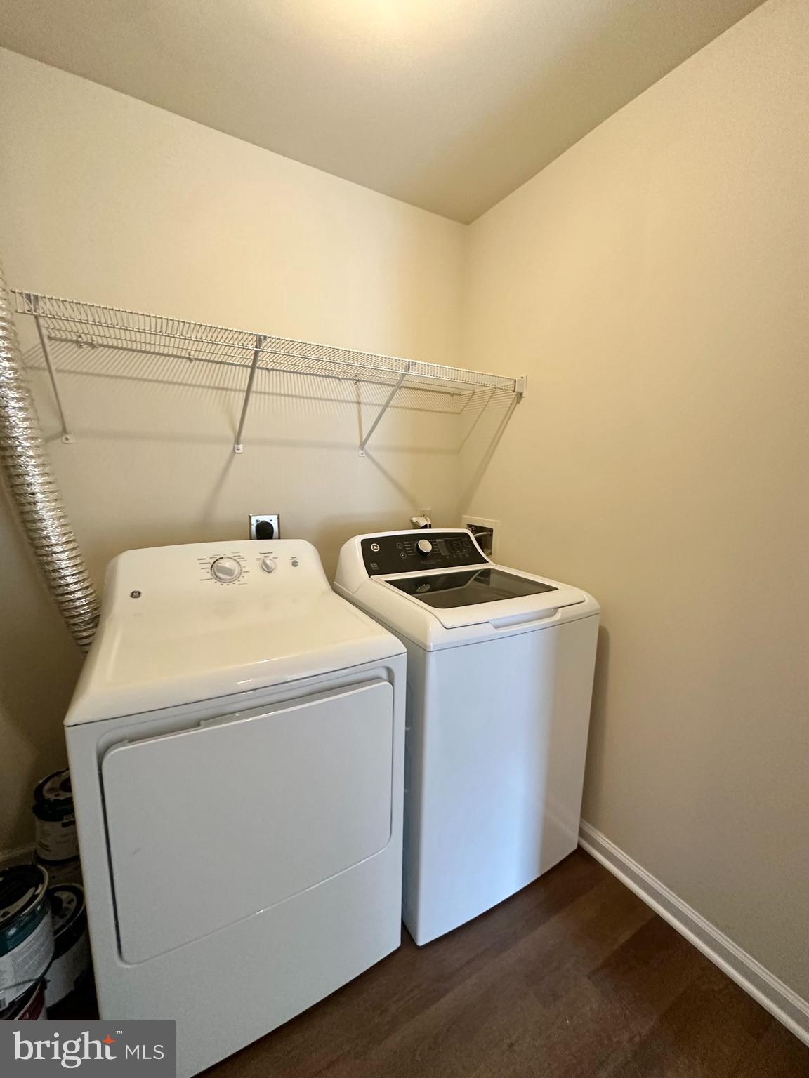 PARKPLACE CONDOMINIUMS - Residential Lease