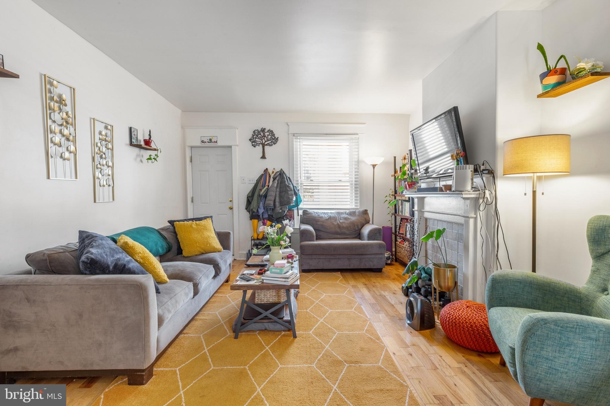 POINT BREEZE - Residential