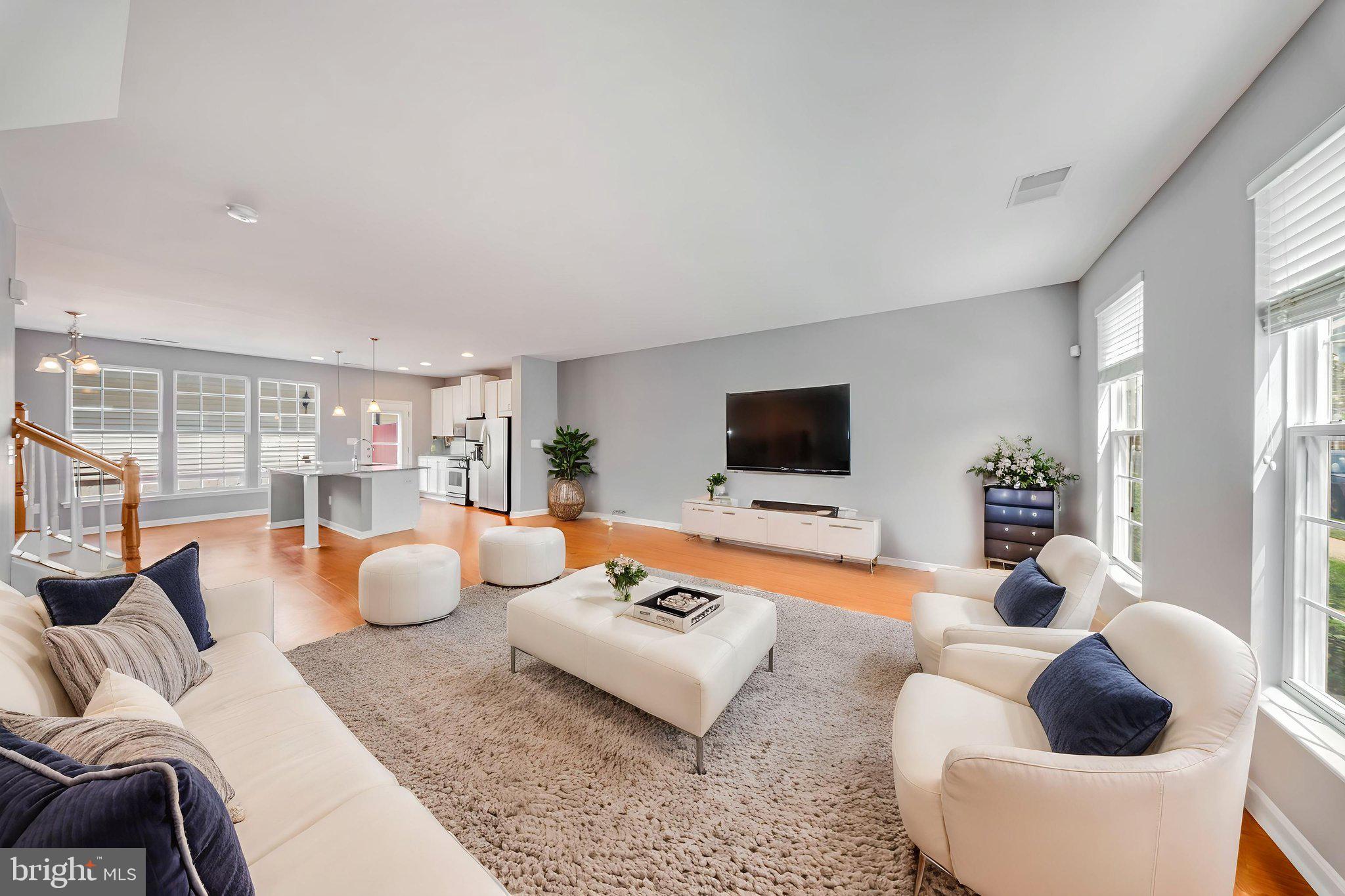 9326 ALVYN LAKE CIRCLE