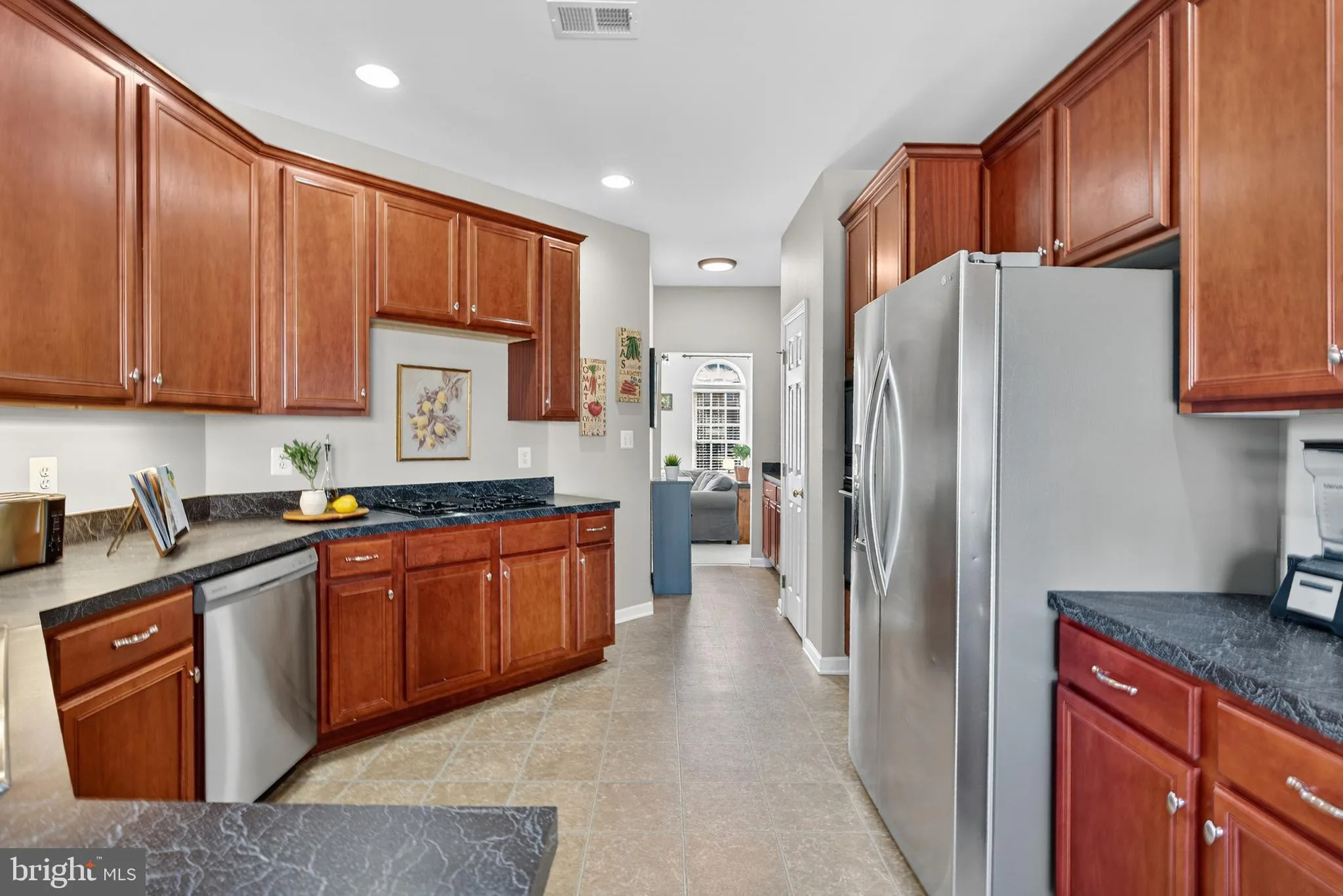 Chantilly, Virginia 20152, United States, 3 Bedrooms Bedrooms, ,4 BathroomsBathrooms,Residential,Active,201033