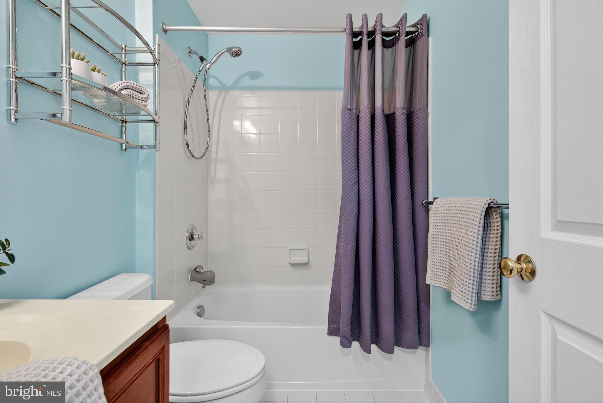 SOUTH RIDING - Residential