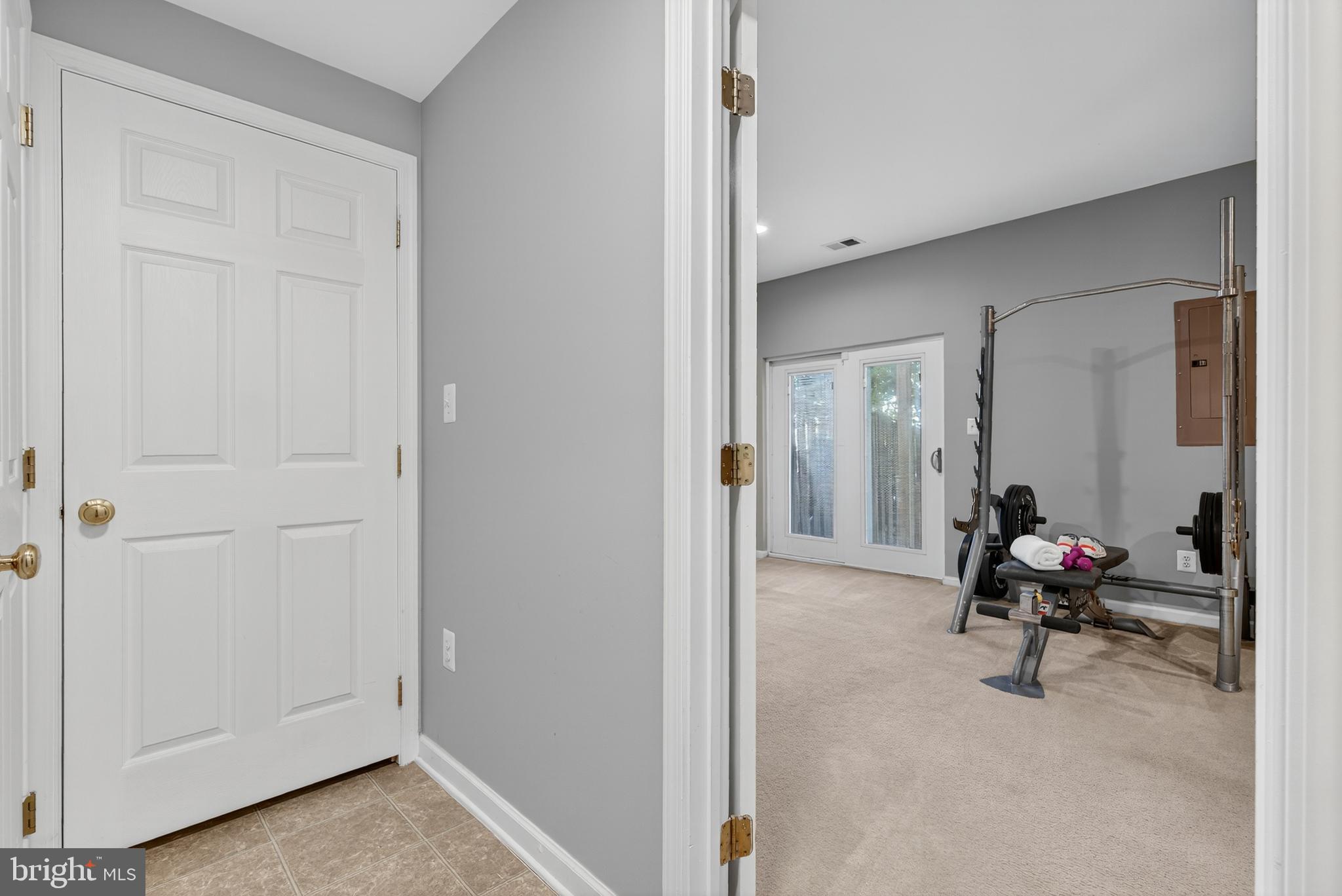 SOUTH RIDING - Residential