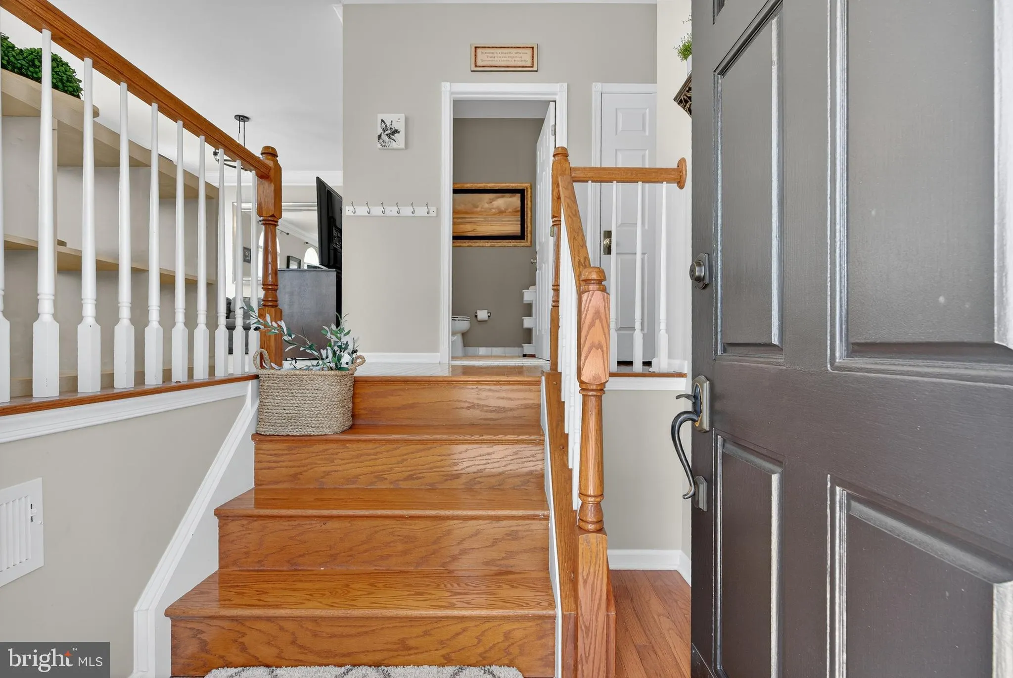 Chantilly, Virginia 20152, United States, 3 Bedrooms Bedrooms, ,4 BathroomsBathrooms,Residential,Active,201033