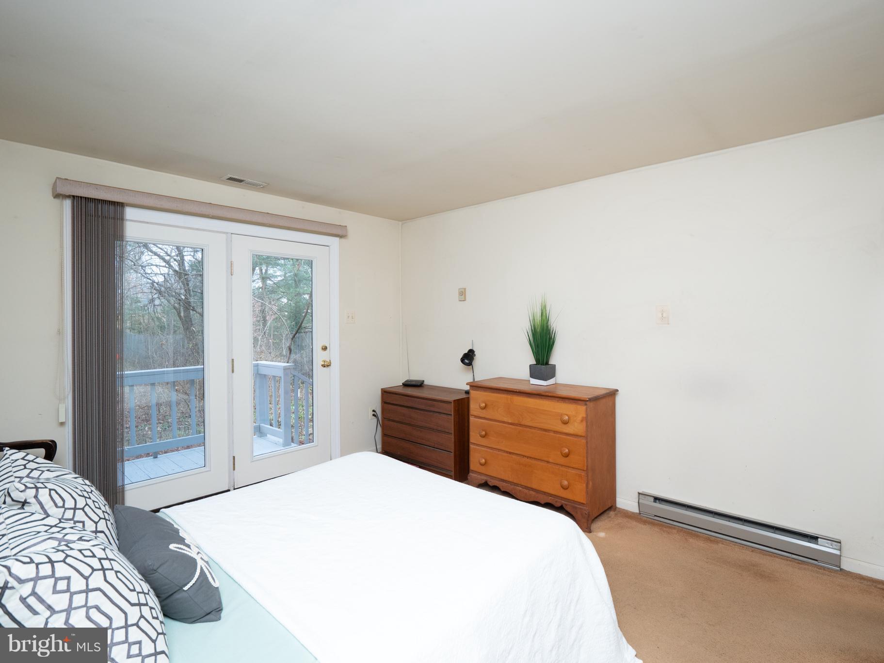 RAINBOW VILLAGE - Residential