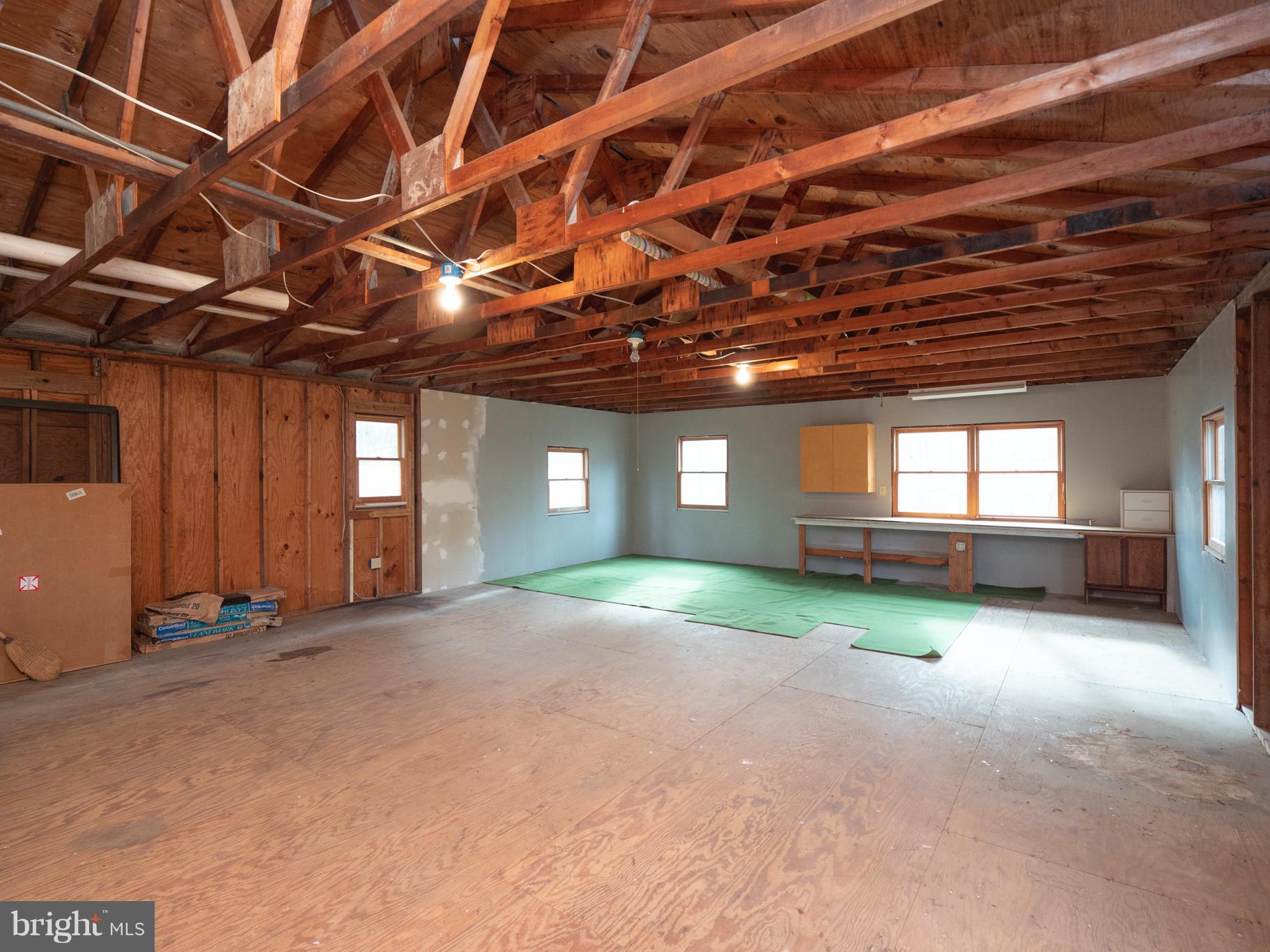 RAINBOW VILLAGE - Residential