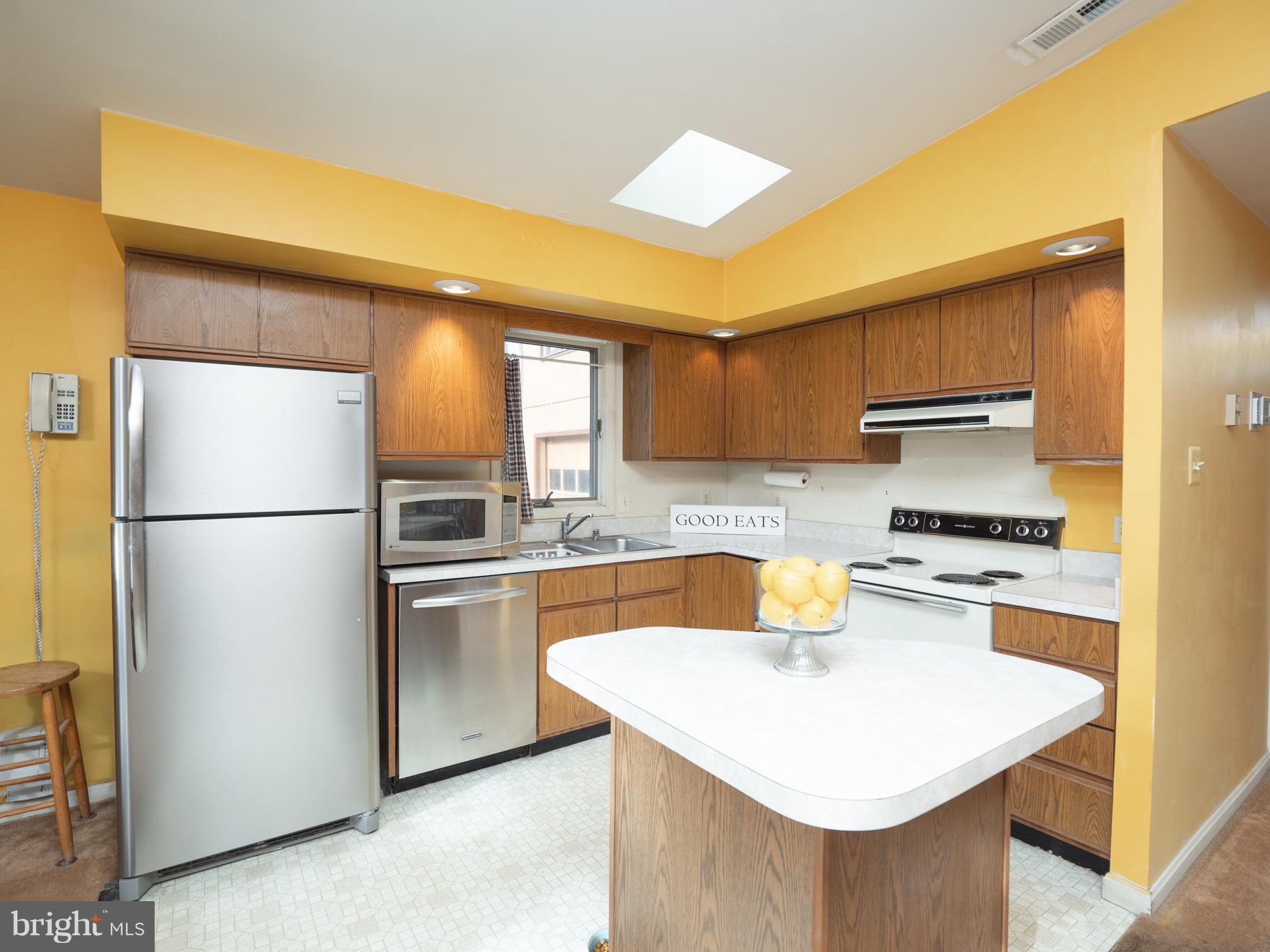 RAINBOW VILLAGE - Residential